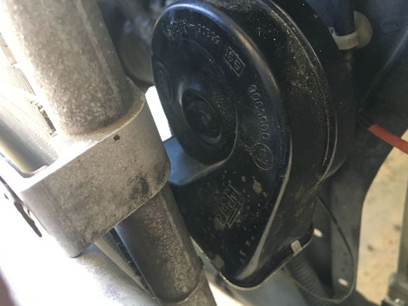 This is why the horn has to move.