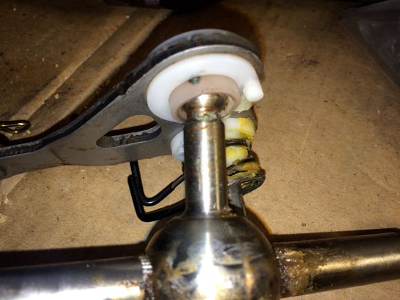CR-V bushing in the shift mechanism