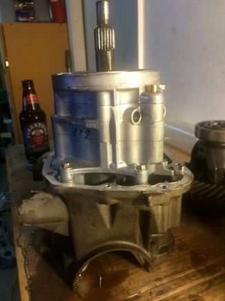 The internals. There are 3 plates that make up the pump housing. The top is the piston housing, the "middle" houses the actual pumping mechanisms, and the "bottom".
