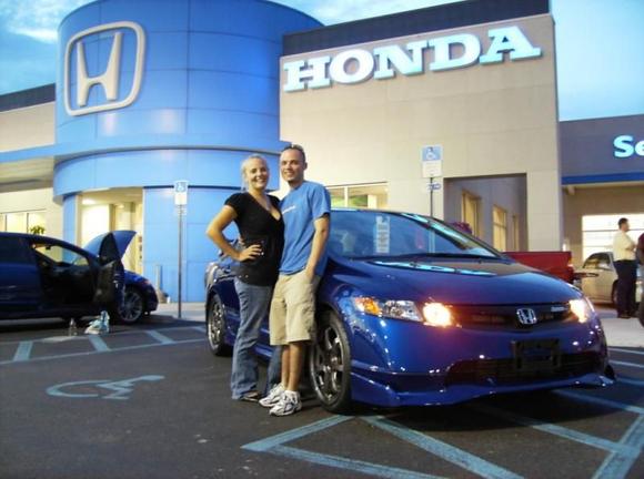 My husband and I
Purchase Day - June 2008
My previous Si is in the background