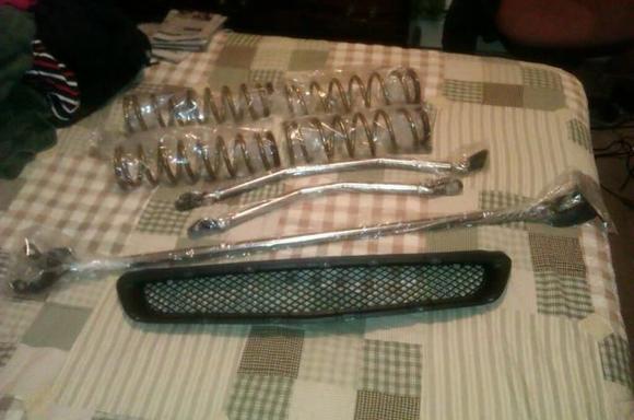 Tein H. Tech Springs , OEM Si Grille , Upper &amp; Lower Strut Bars ( front upper bar in my car trunk).