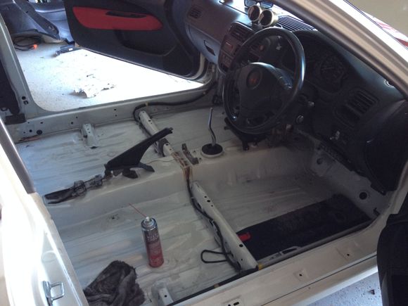 finally got the interior all out. took about a day. it was so hot we had a fan blowing in the back of the hatch to stay cool.