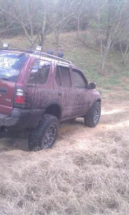 4 wheeling and flexing her out