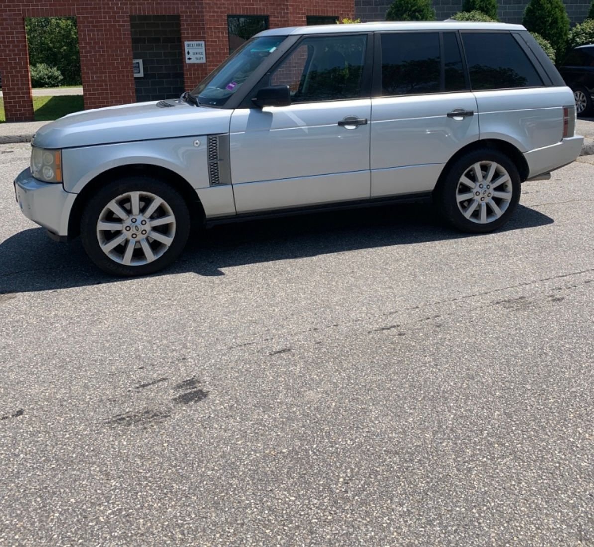 2007 Land Rover Range Rover - 2007 Range Rover 54,450 miles - Used - VIN SALMF13457A261447 - 4 cyl - 4WD - Automatic - SUV - Silver - Gray, ME 04039, United States