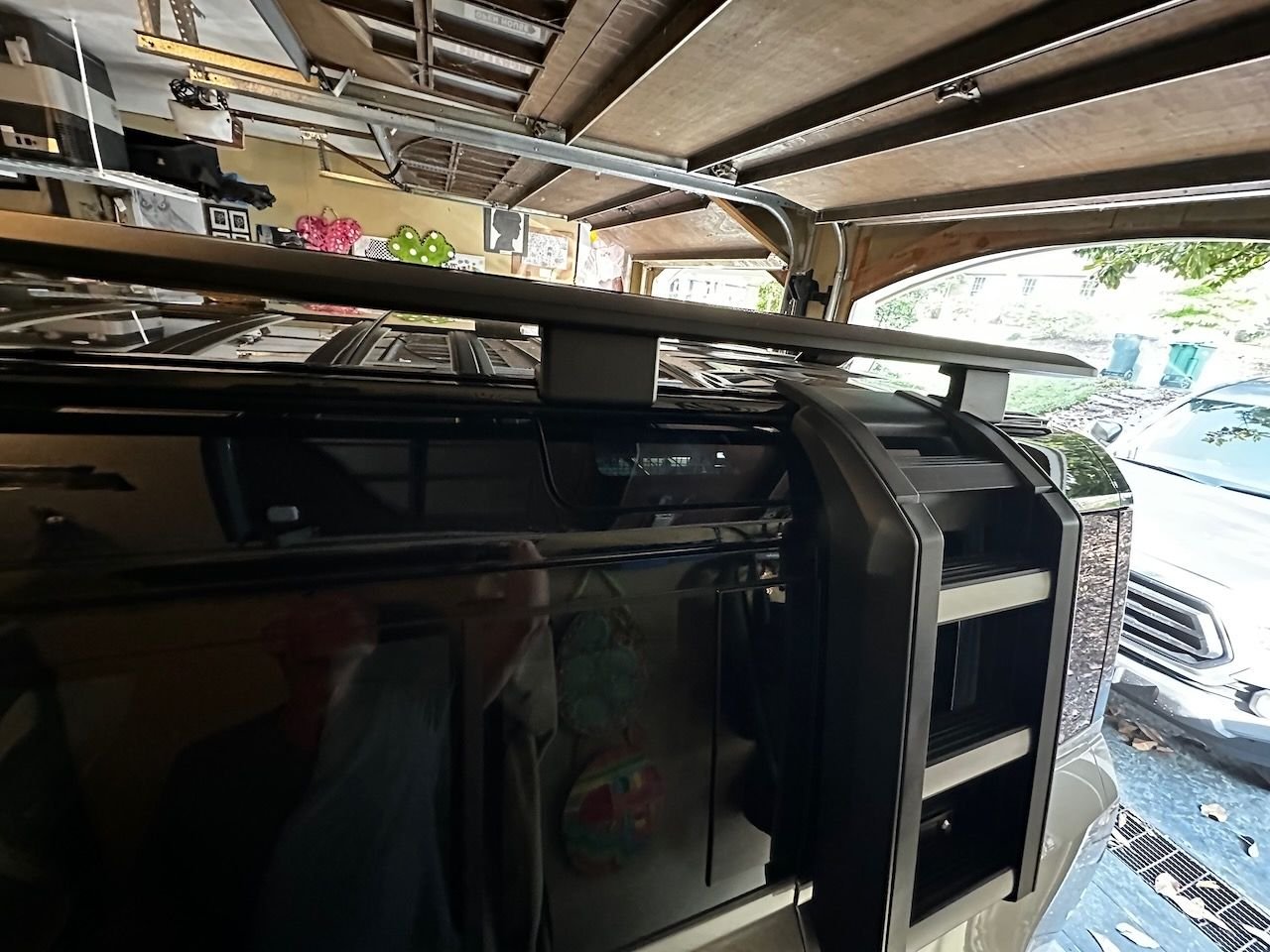 2022 Land Rover Defender - 2022 Defender 110 SE with all the extras + ext warranty - Used - VIN SALEP7RU7N2069448 - 25,200 Miles - 6 cyl - 4WD - Automatic - SUV - Silver - Little Rock, AR 72207, United States