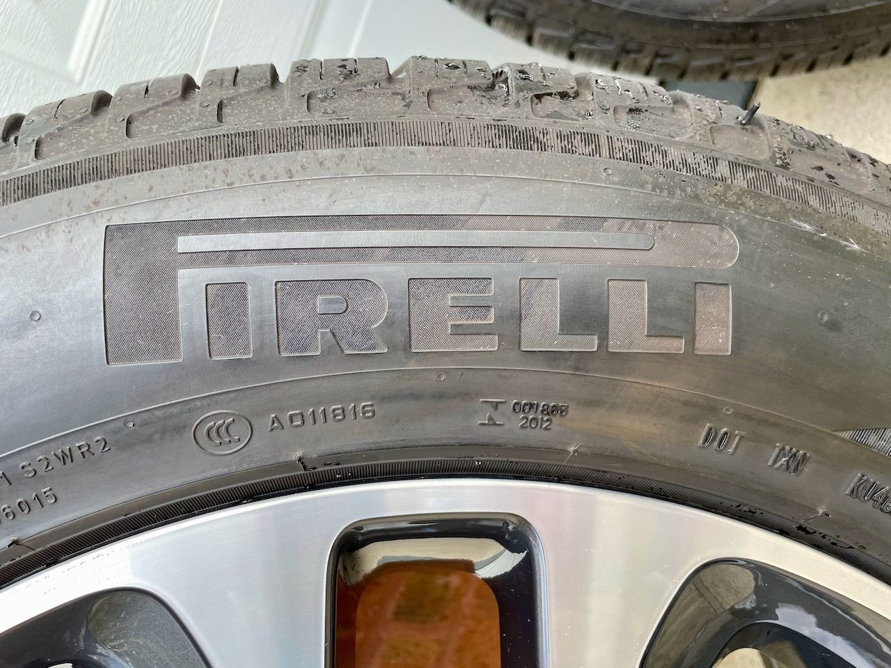 Wheels and Tires/Axles - OEM Land Rover Defender 20" 5095 Wheel Set w Brand New Pirelli Scorpion Tires - Used - 2020 to 2024 Land Rover Defender - Atlanta, GA 30350, United States
