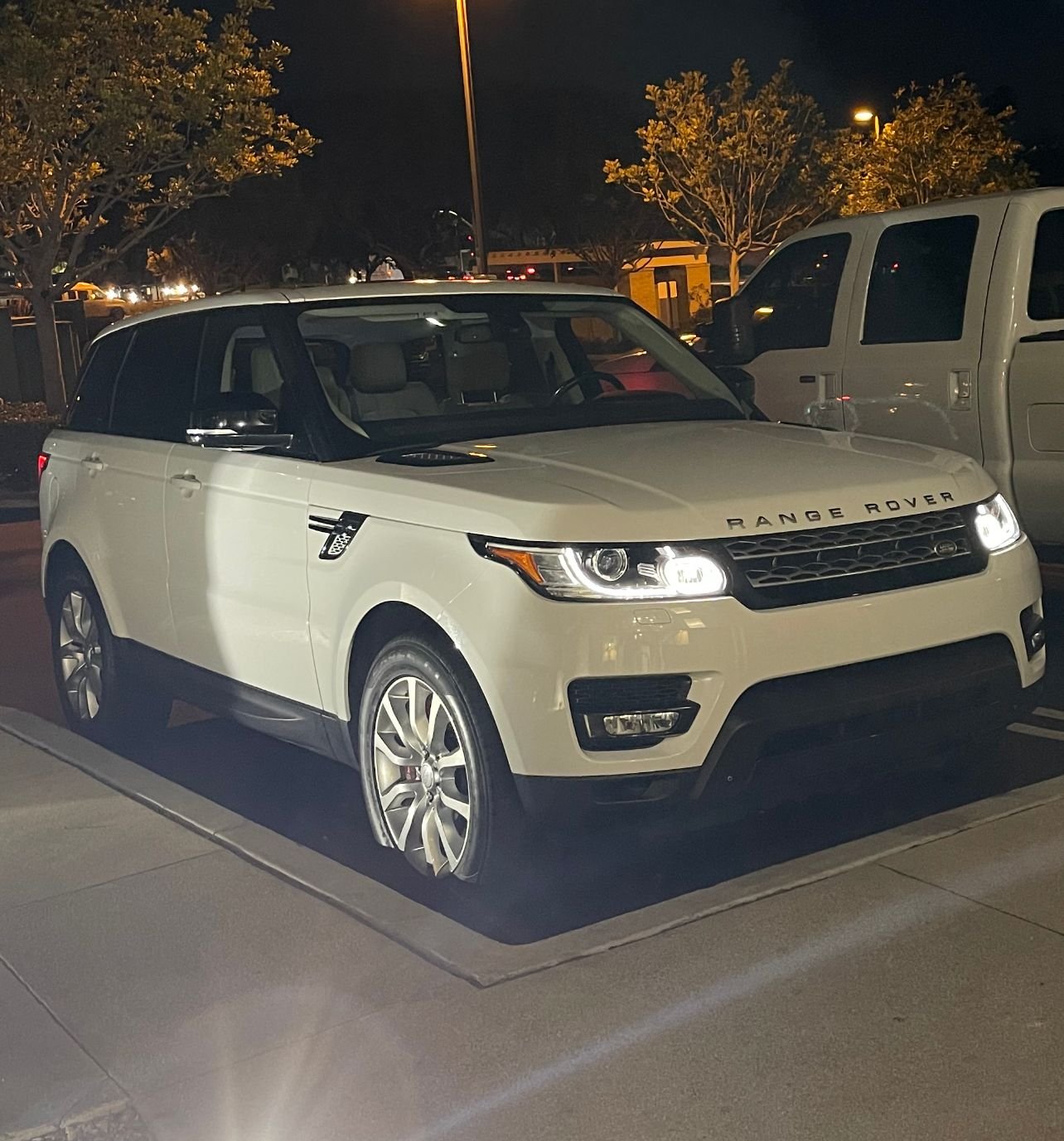 Wheels and Tires/Axles - Factory OEM Range Rover Wheels & Tires 2014+ - Used - 0  All Models - Channel Islands, CA 93035, United States