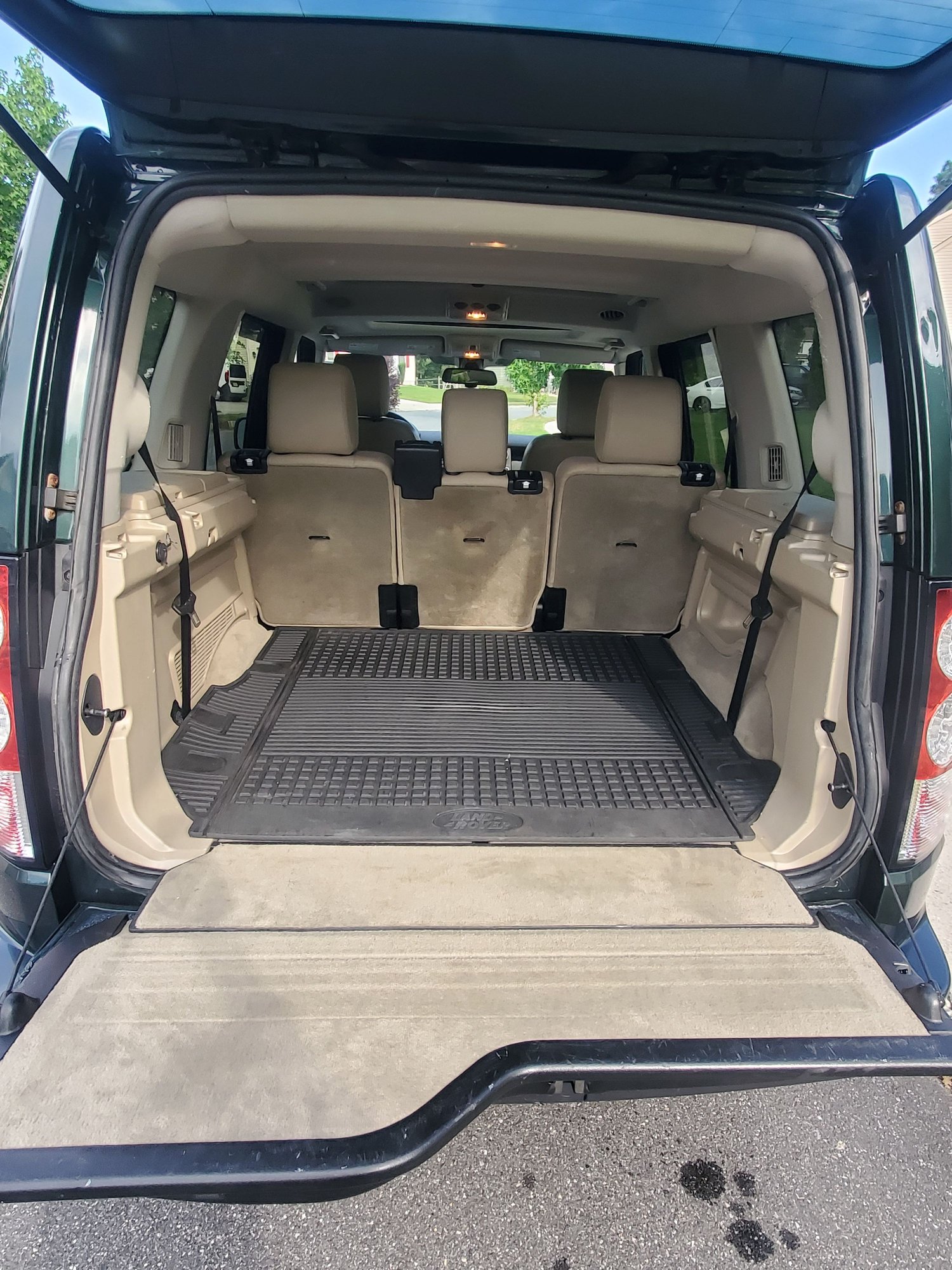 2011 Land Rover LR4 - 2011 lr4 - Used - VIN SALAK2D47BA576598 - 122,000 Miles - 8 cyl - AWD - Automatic - SUV - Other - Egg Harbor Township, NJ 08234, United States