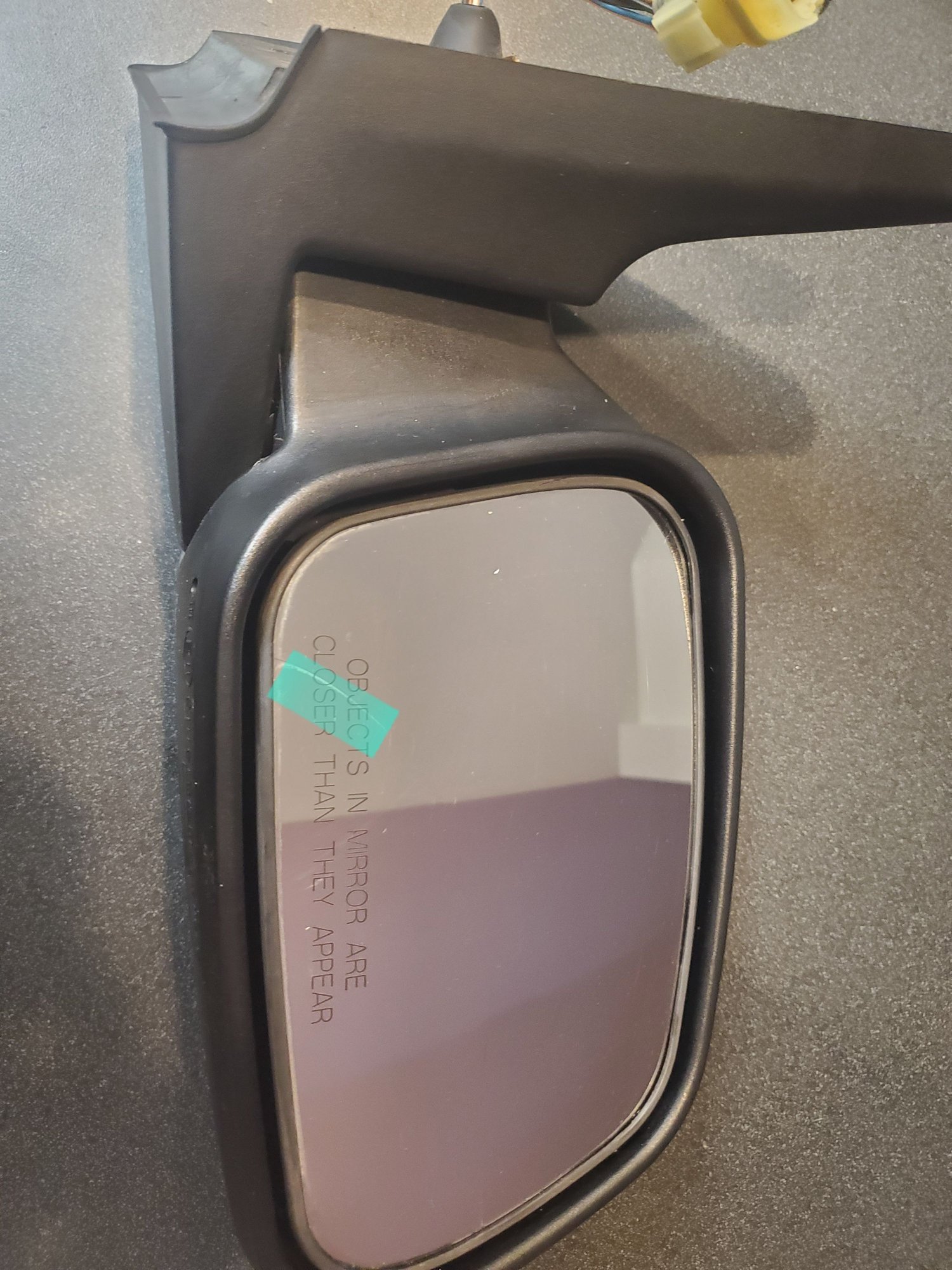 Exterior Body Parts - D2 right side mirror - Used - 1999 to 2004 Land Rover Discovery - Lawrence Township, NJ 08648, United States