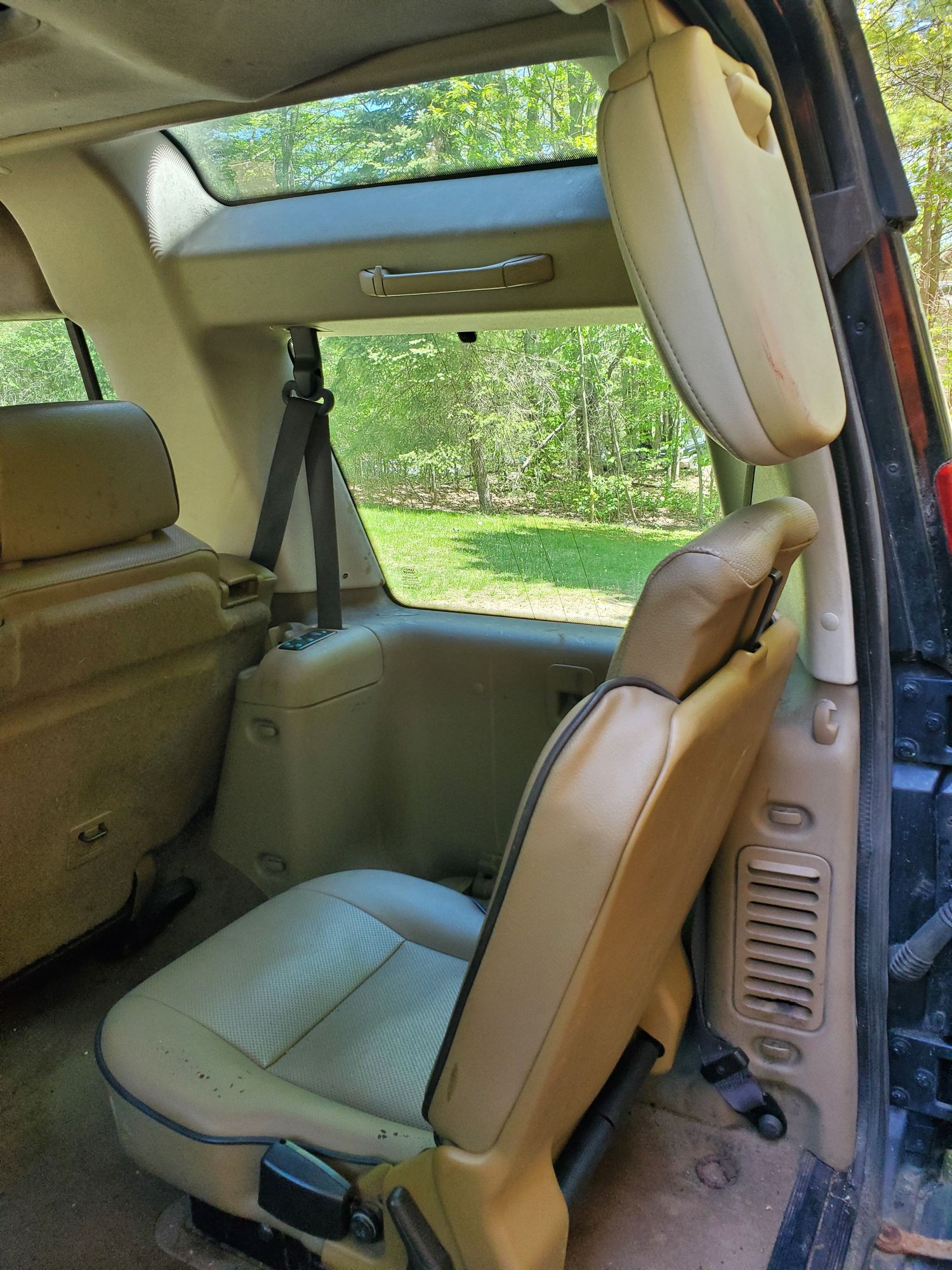 2001 Land Rover Discovery - Land Rover Discovery 2 SE7 - Derry, NH 03038, United States