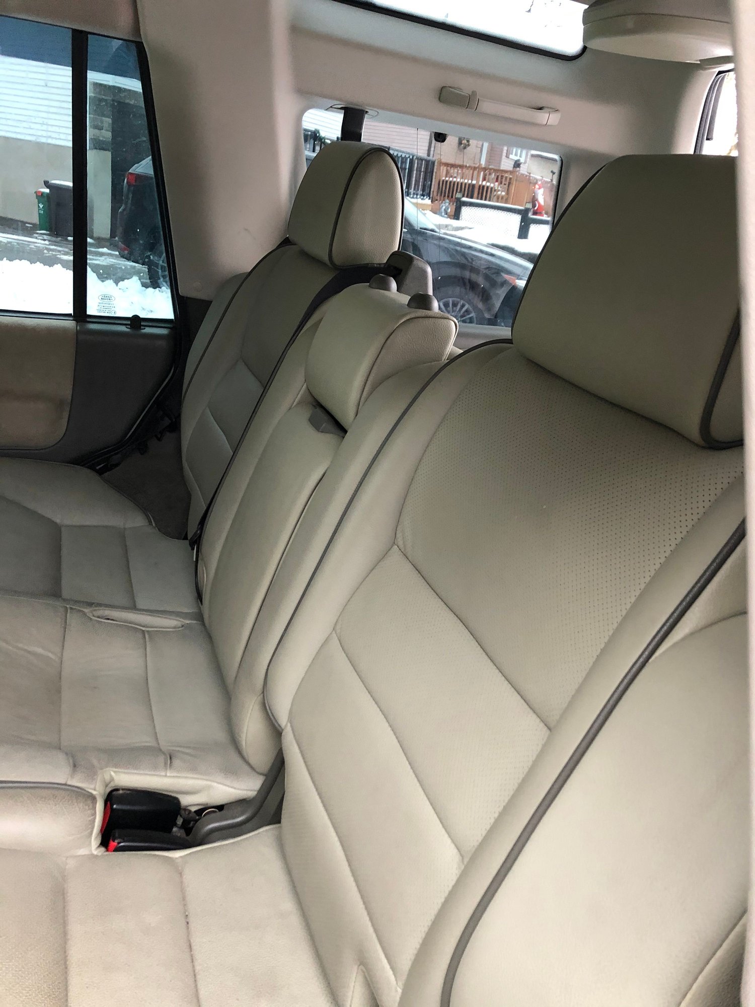 2004 Land Rover Discovery - 2004 discovery - Used - VIN SALTW19404A842448 - 71,000 Miles - 8 cyl - 4WD - Automatic - SUV - Other - Cambridge, ON N1R7J7, Canada