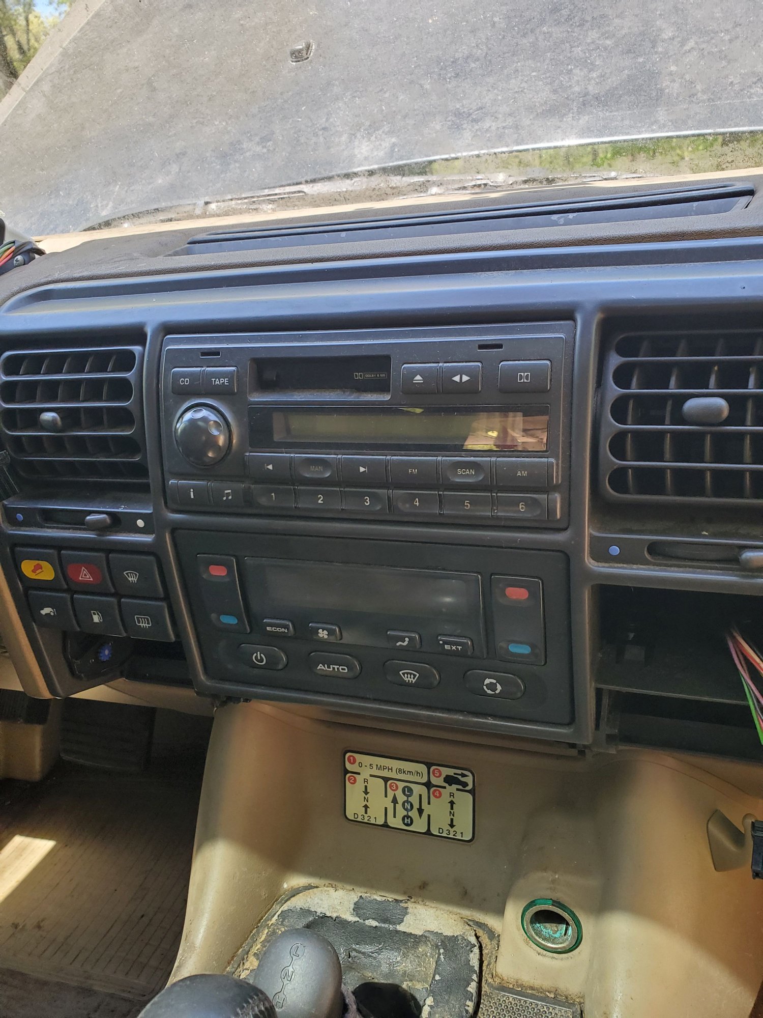 2001 Land Rover Discovery - Land Rover Discovery 2 SE7 - Derry, NH 03038, United States