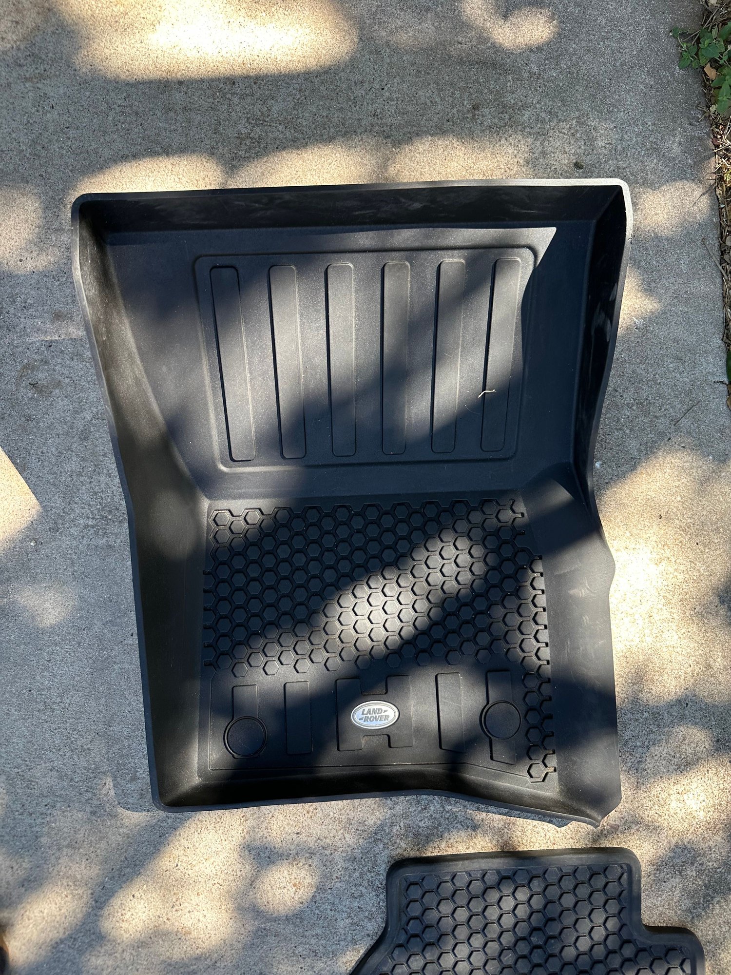 Interior/Upholstery - 2020+ Defender 110 rubber floor mats/trunk liner - Used - 2020 to 2023 Land Rover Defender 110 - Austin, TX 78723, United States