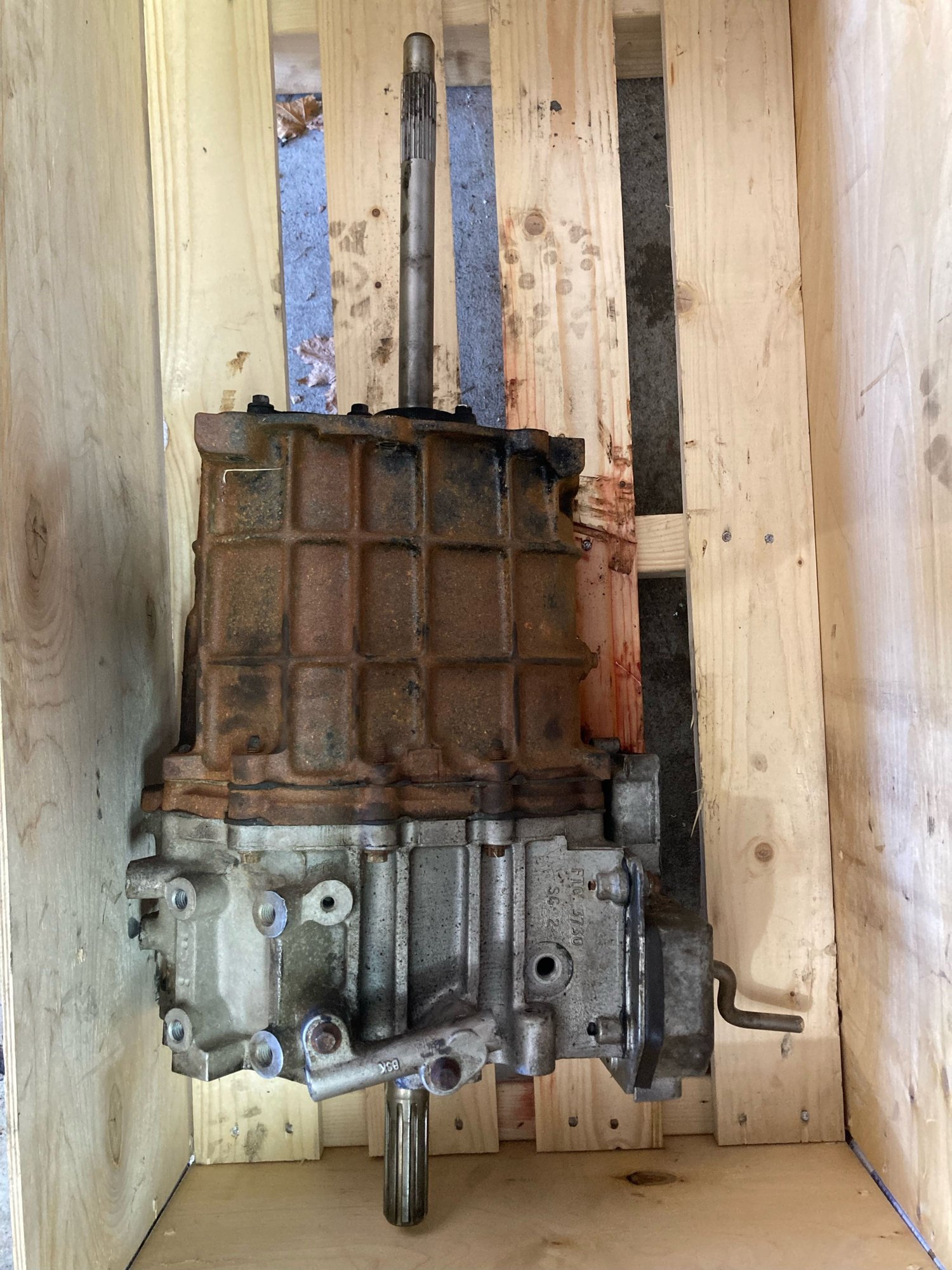 Drivetrain - R380 transmission for rebuilding & flywheel - Used - 1992 Land Rover Discovery - Worcester, MA 01604, United States