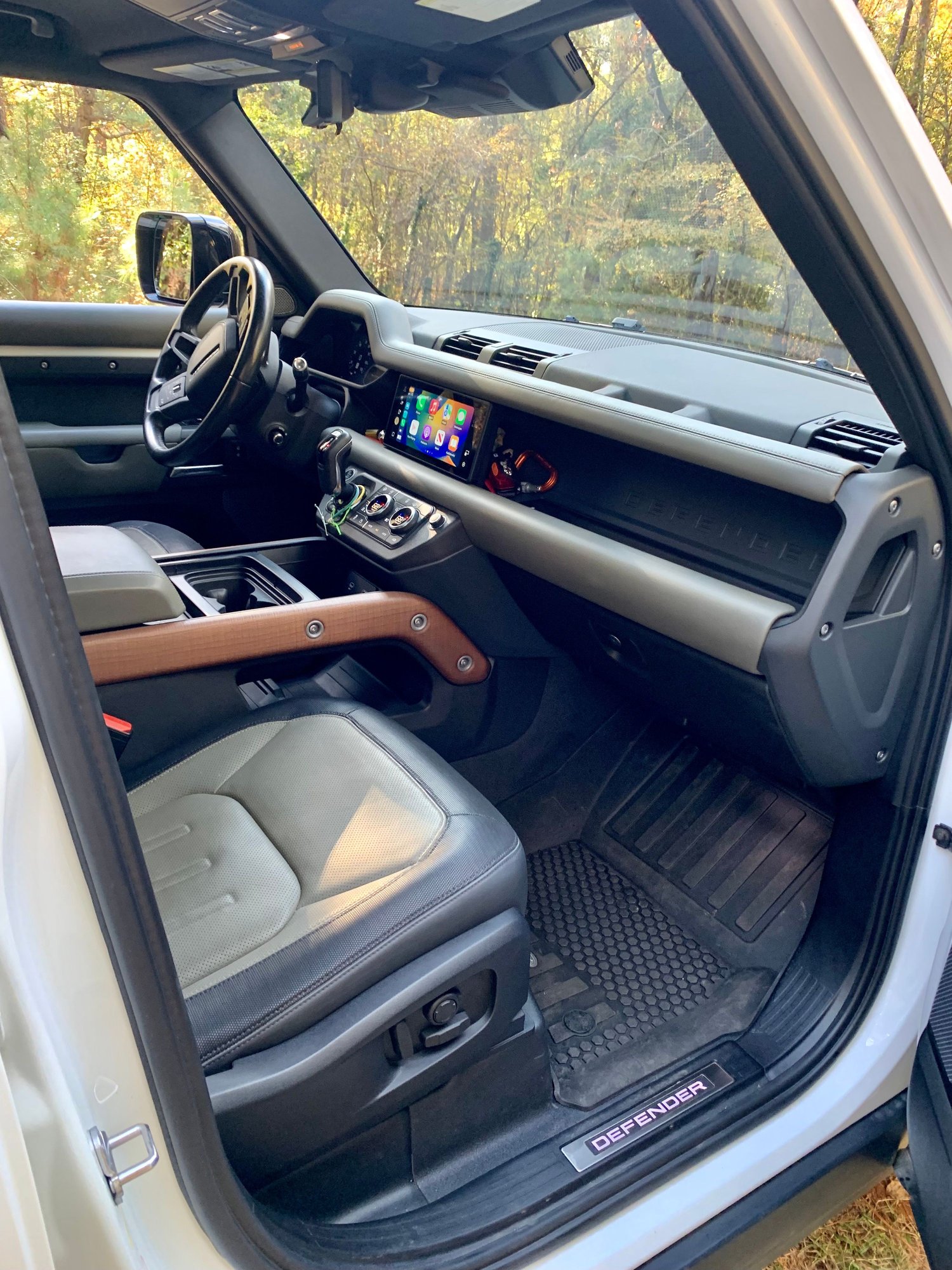 2021 Land Rover Defender - 2021 Defender HSE X-Dynamic - Used - VIN SALE37RU2M2042085 - 48,500 Miles - 6 cyl - AWD - SUV - White - Lexington, SC 29072, United States