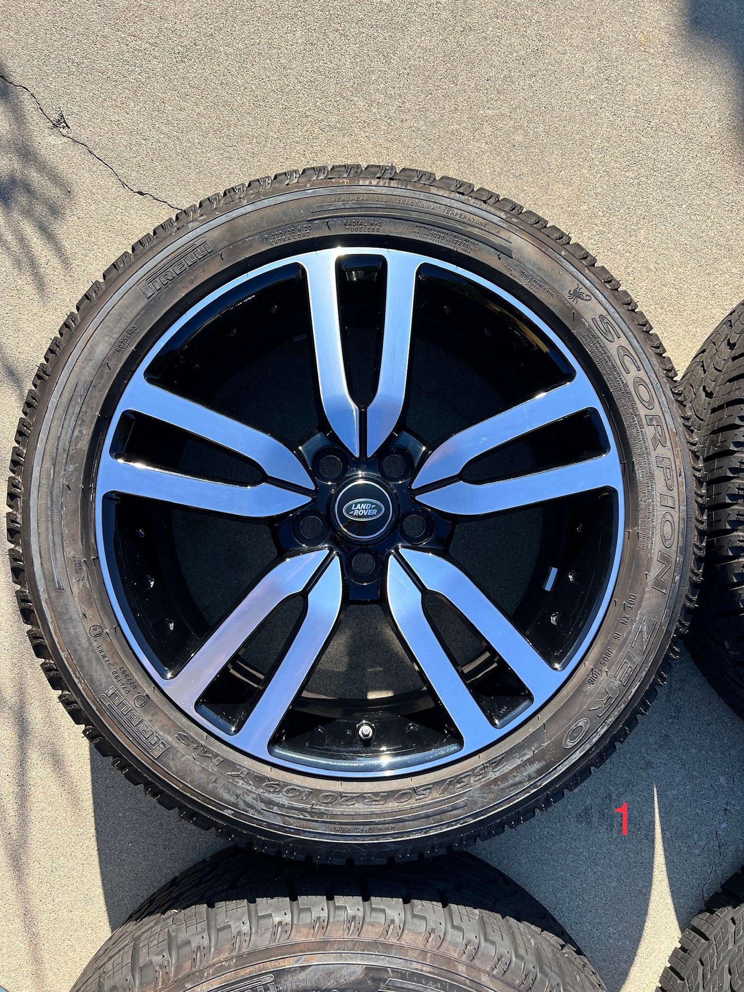 Wheels and Tires/Axles - Land Rover LR4 Stock Wheel with Spare & Tires - $990 - Used - 2014 to 2016 Land Rover LR4 - Burbank, CA 91505, United States