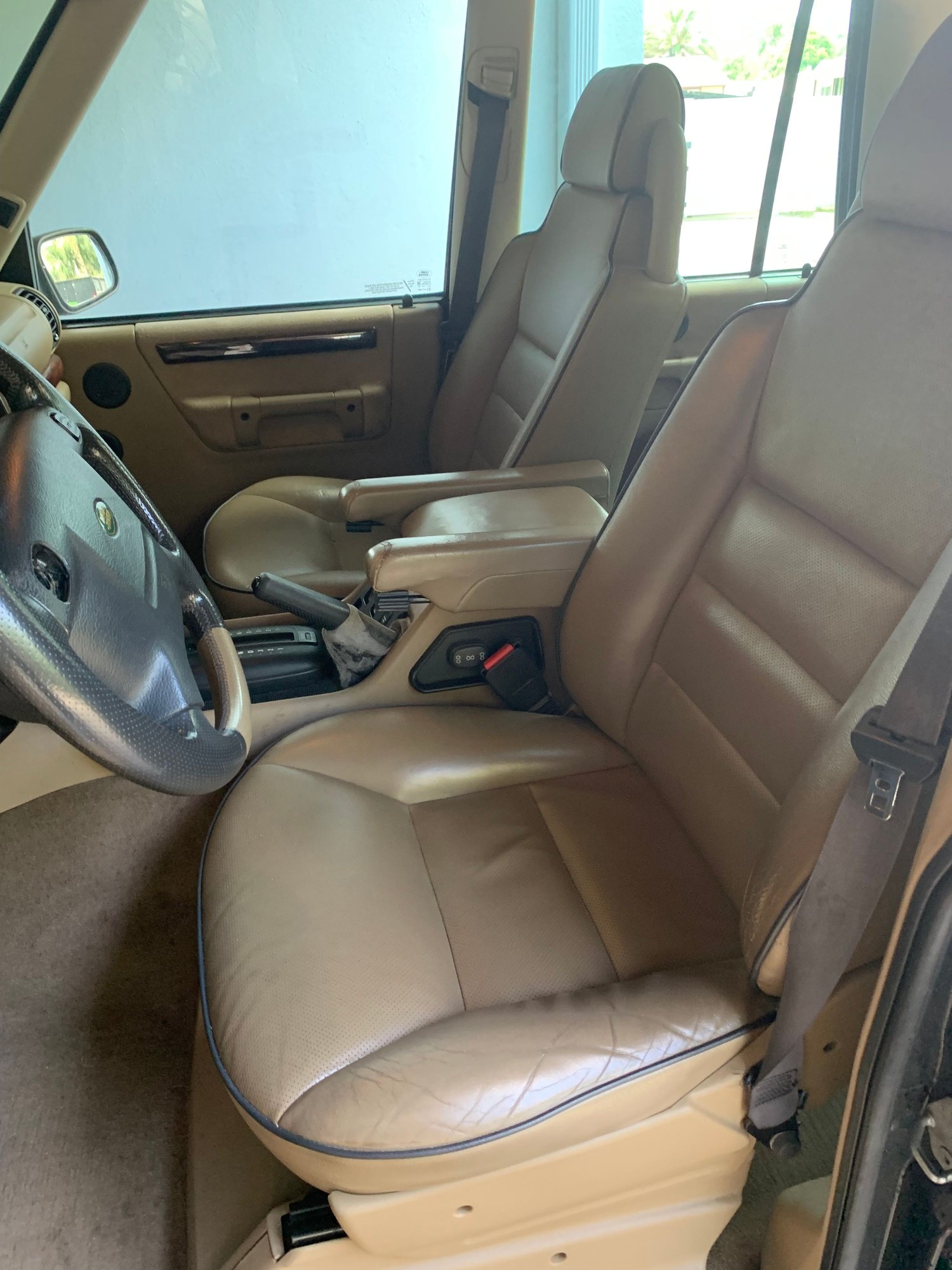 2000 Land Rover Discovery - 2000 Discovery II - Used - VIN SALTY1240YA27379 - 166,327 Miles - 8 cyl - AWD - Automatic - SUV - Gray - St Augustine, FL 32084, United States