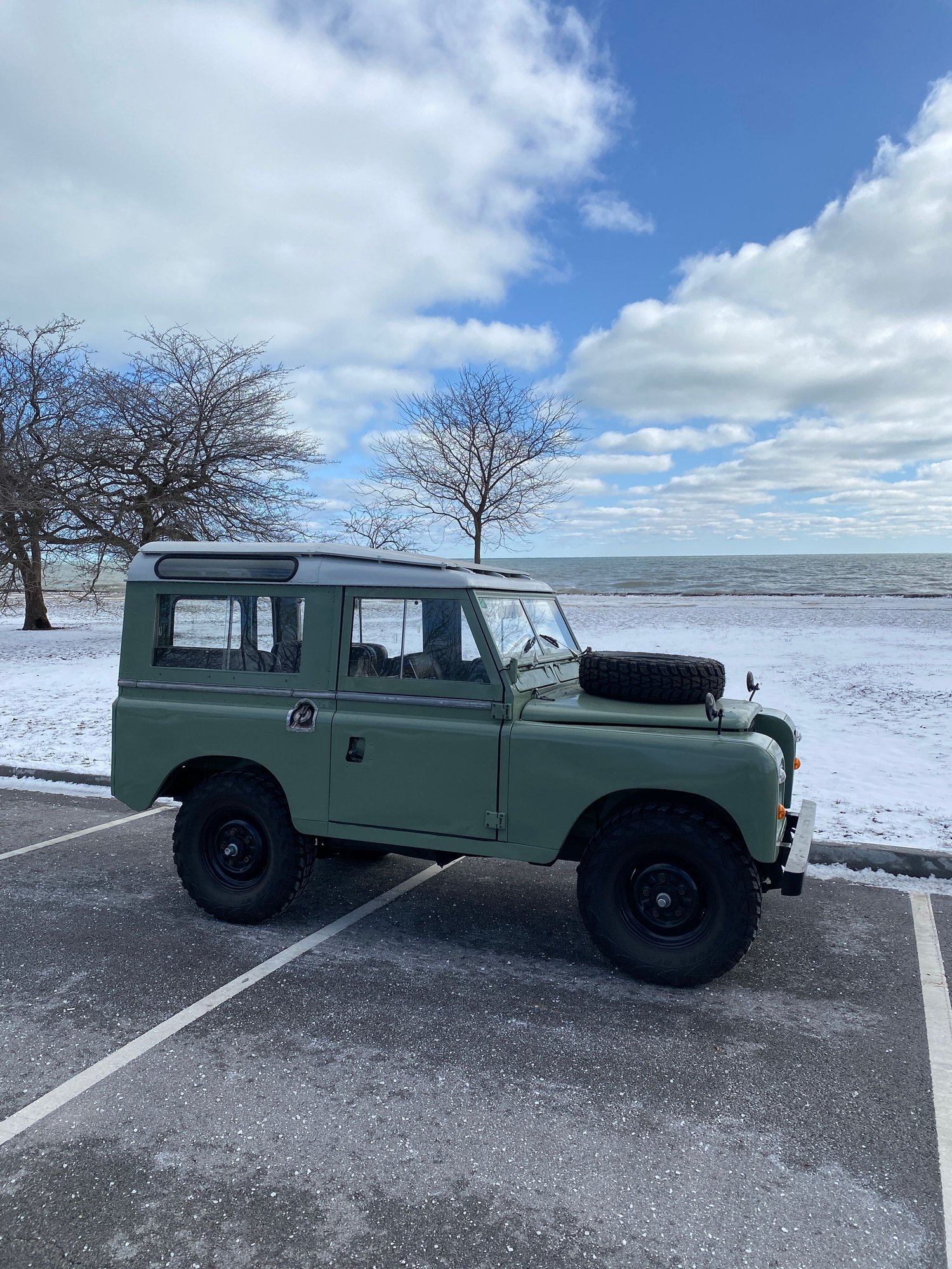 1973 Land Rover Land Rover - Hardtop 1976 Santana 88 - Chicago - Used - VIN E - 5 7 6 0 2 2 0 - 23,955 Miles - 4 cyl - 4WD - Manual - Truck - Other - Chicago, IL 60660, United States