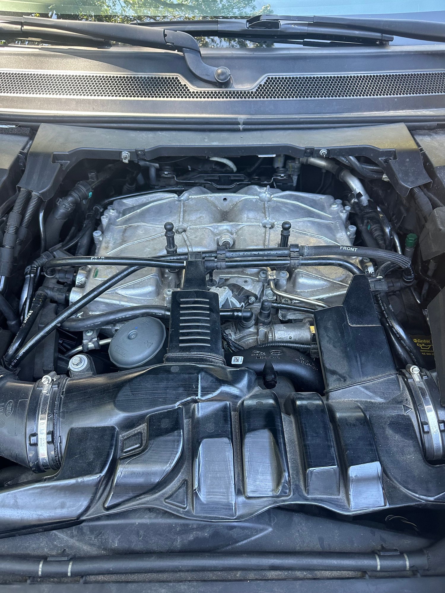 2015 Land Rover LR4 - 2015 LR4 W/ 500 miles on new engine - Used - VIN SALAG2V65FA761675 - 103,000 Miles - 6 cyl - 4WD - Automatic - SUV - Gray - Centerport, NY 11721, United States