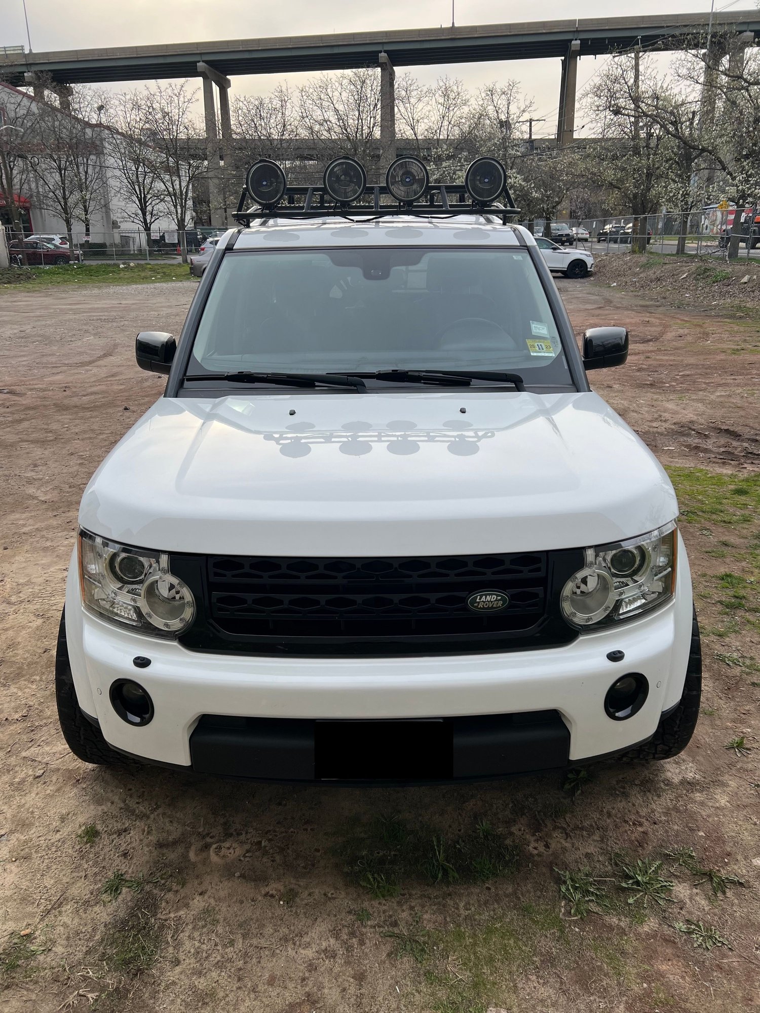 2012 Land Rover LR4 - 2012 Land Rover LR4 HSE - Used - VIN SALAK2D49CA646698 - 83,133 Miles - 8 cyl - AWD - Automatic - White - Jersey City, NJ 07302, United States