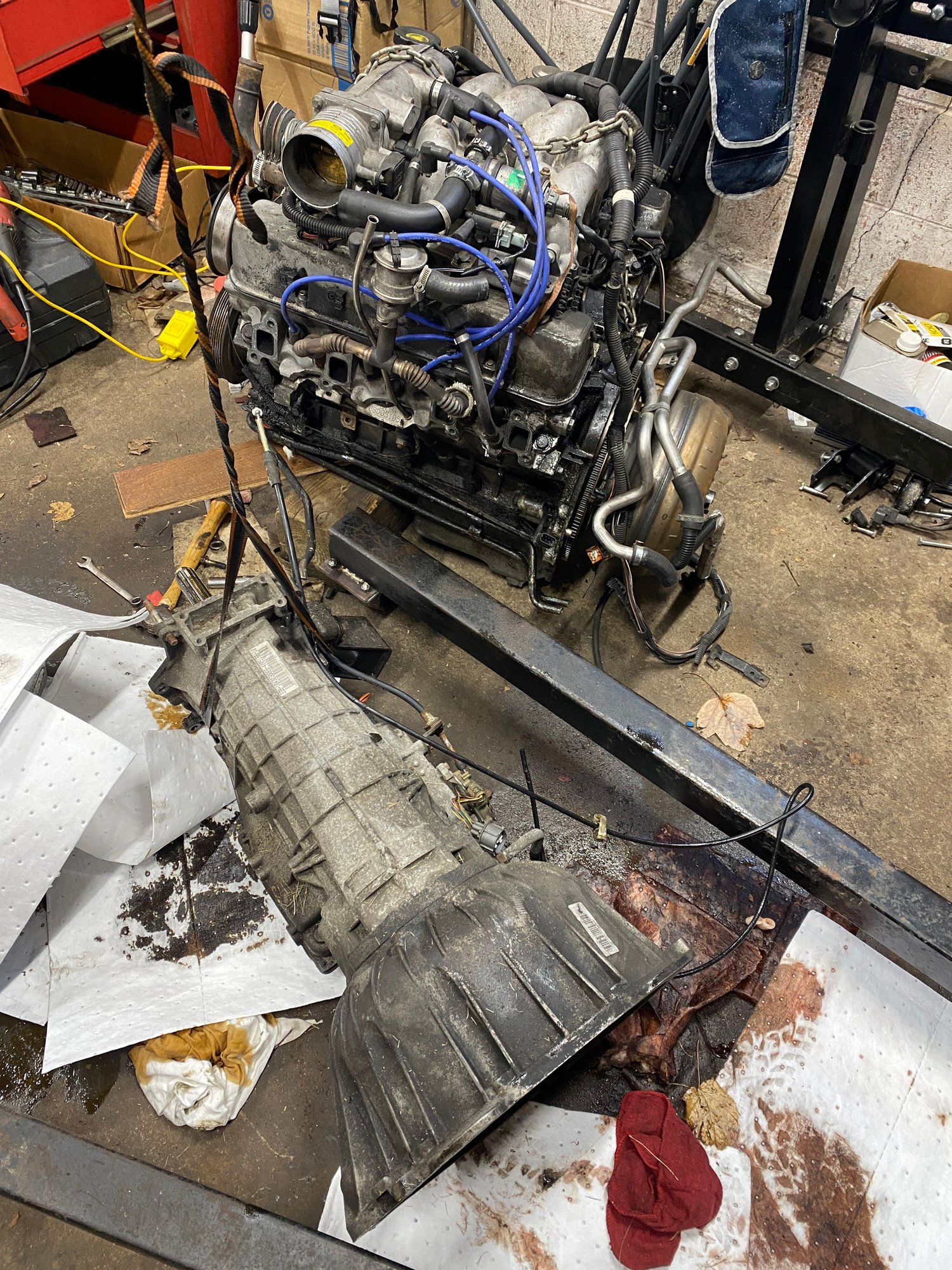 Engine - Complete - 4.6 complete core with transmission, and tophat liners - Used - -1 to 2024  All Models - Cincinnati, OH 45255, United States