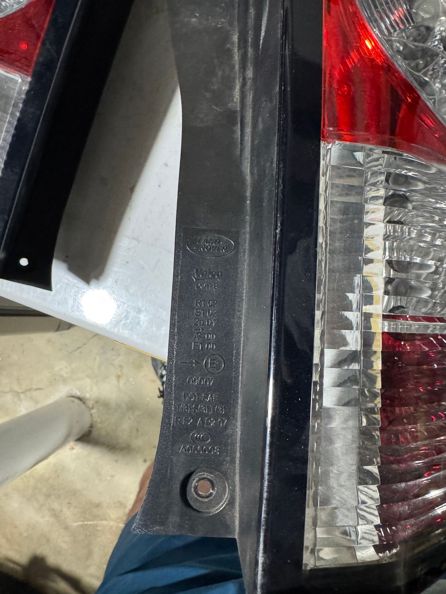 Lights - OEM Tail Lights 2012 LR4 - Used - -1 to 2026  All Models - Birmingham, AL 35243, United States