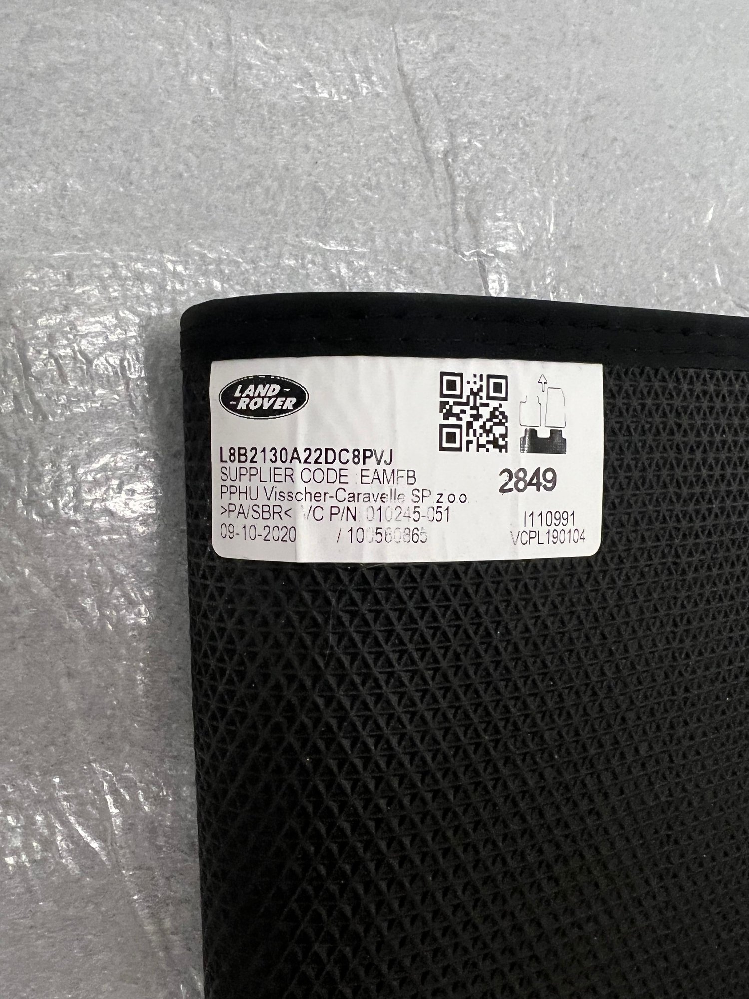 2020 Land Rover Defender - 110 Full Set Carpet Floor Mats (VCPL190104) - Accessories - $50 - Atlanta, GA 30309, United States