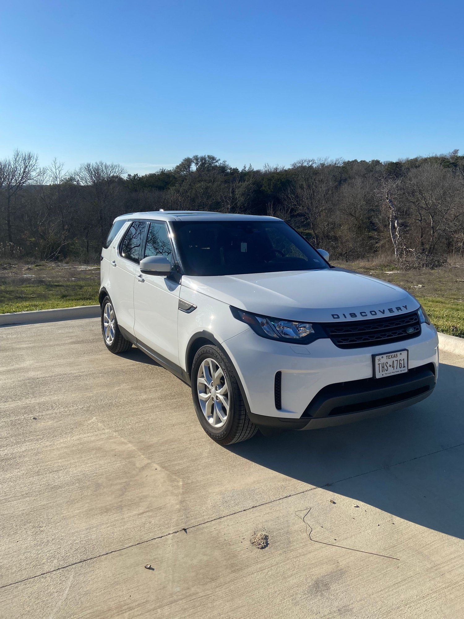 2018 Land Rover Discovery - 2018 Discovery - Used - VIN SALRG2RV9JA059386 - 75,350 Miles - 6 cyl - AWD - Automatic - SUV - White - Temple, TX 76502, United States