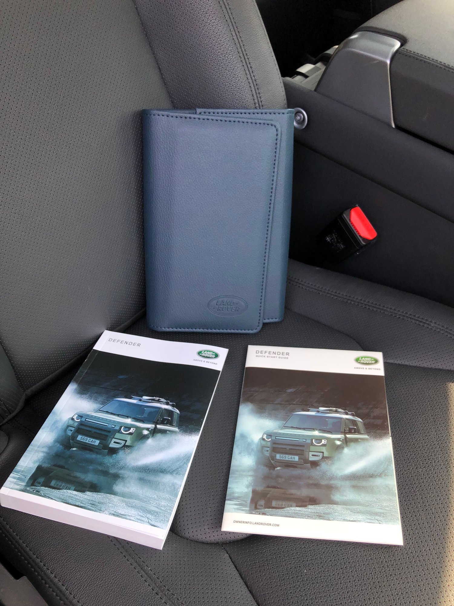 2023 Land Rover Defender - 2023 Land Rover Defender 30th anniversary for sale! - Used - VIN salej7ex3p2113336 - 14,500 Miles - 4 cyl - 4WD - Automatic - SUV - White - Rochester Hills, MI 48309, United States