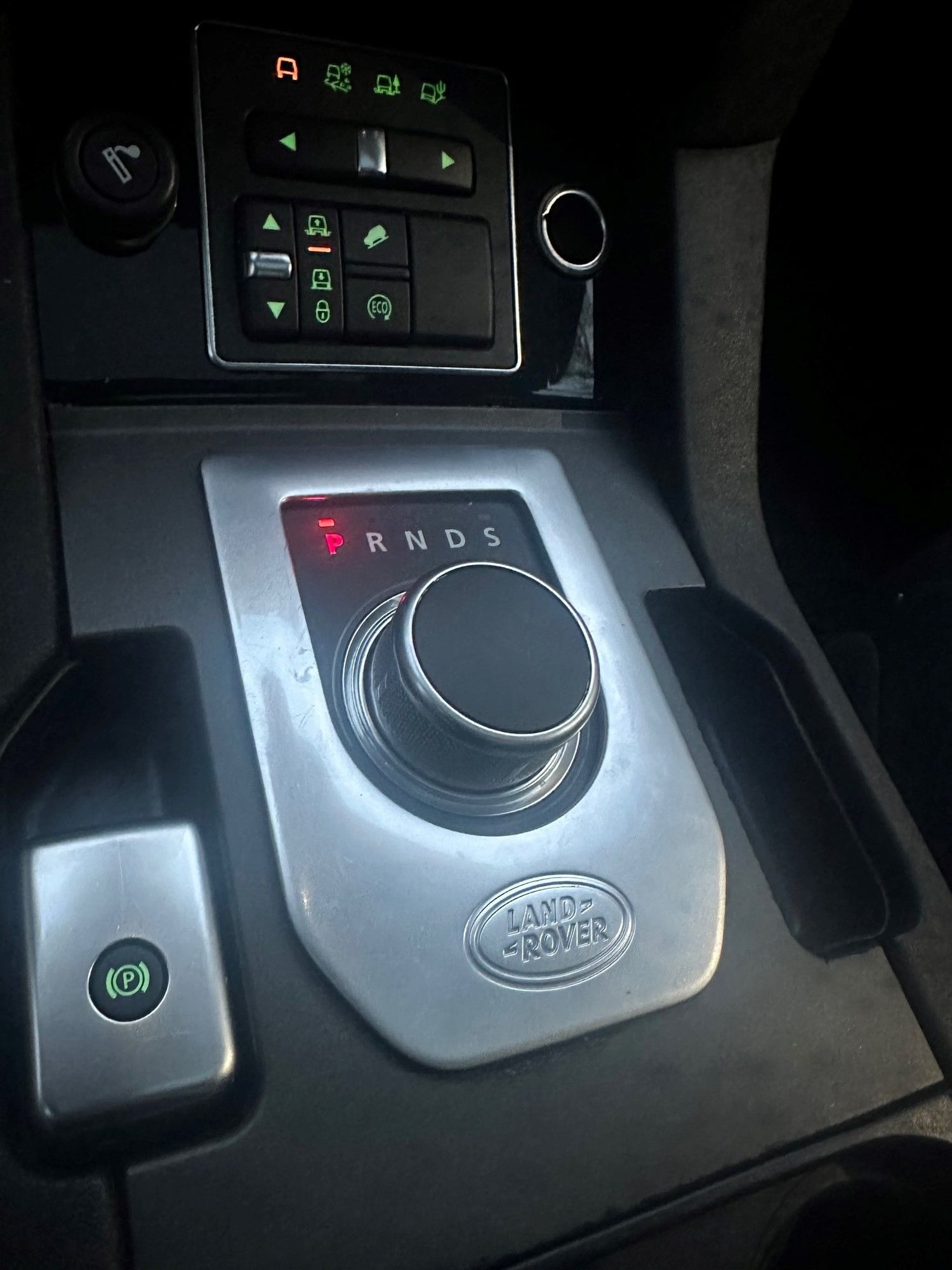 2016 LR4 Gear Shift Selector stuck in park - Land Rover Forums