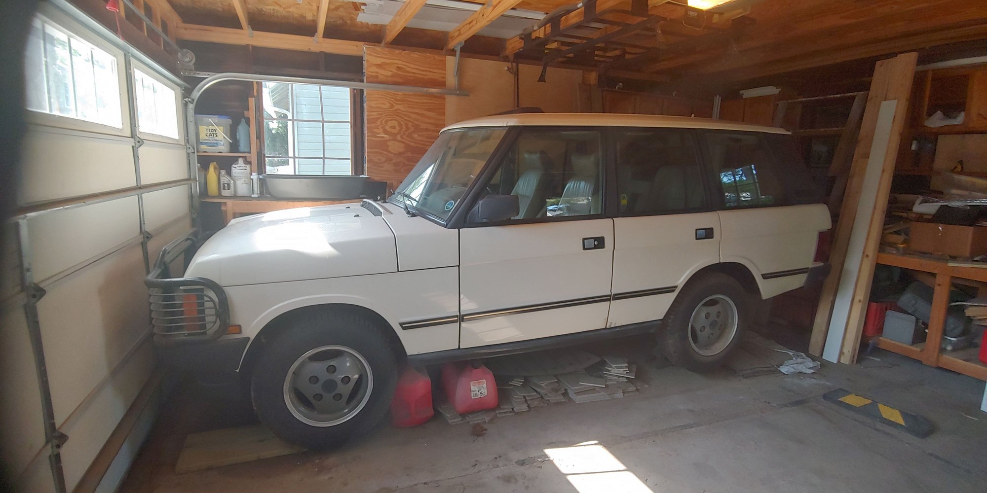 1989 Land Rover Range Rover - For Sale:  1989 Range Rover Classic - Used - VIN salhv1248ka379863 - 8 cyl - 4WD - Automatic - SUV - White - Sheboygan, WI 53081, United States
