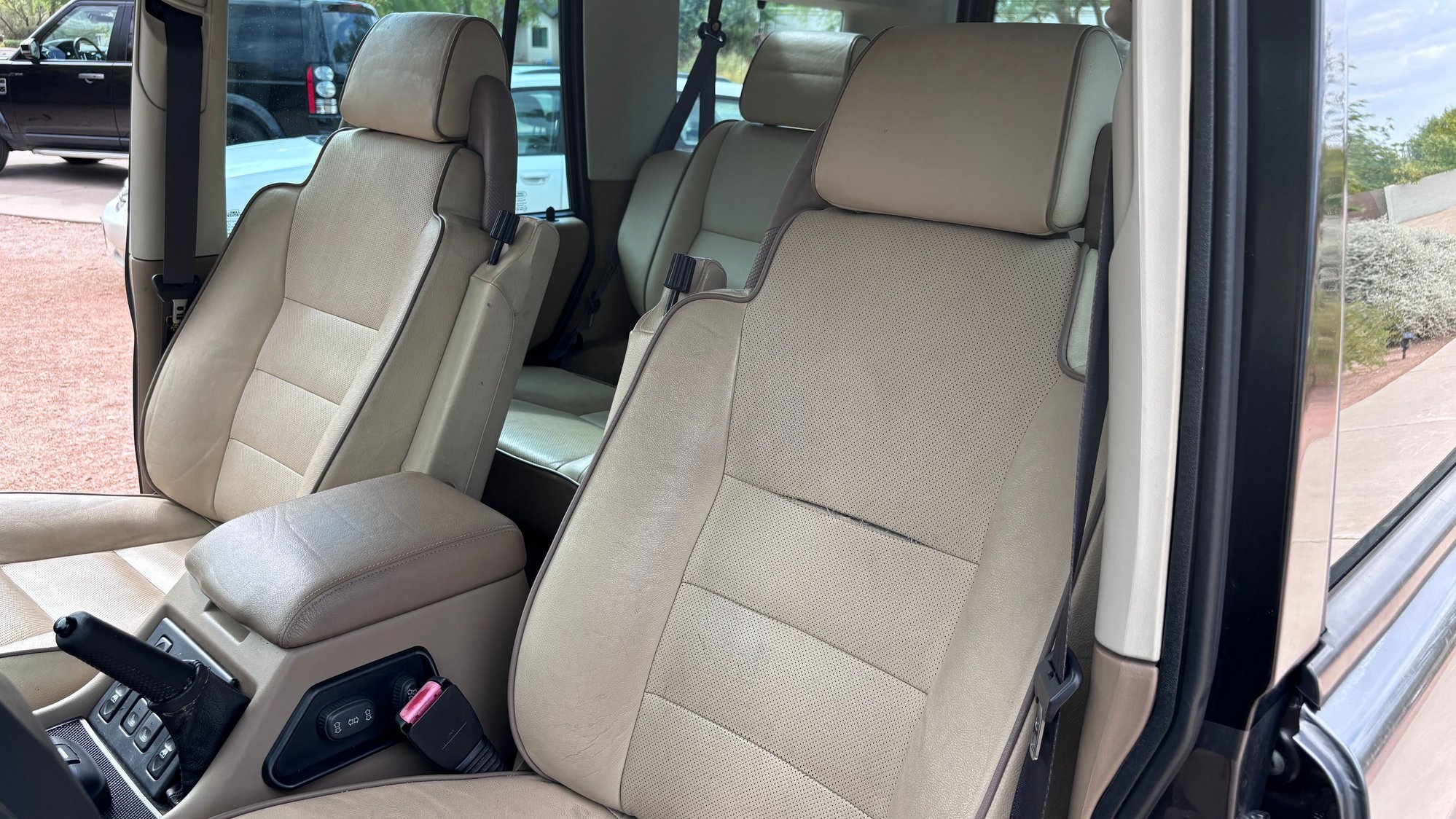 2002 Land Rover Discovery - 2002 Discovery 2 SE - 86k Miles - Used - VIN SALTY15482A741817 - 86,060 Miles - 8 cyl - 4WD - Automatic - SUV - Gray - Scottsdale, AZ 85260, United States