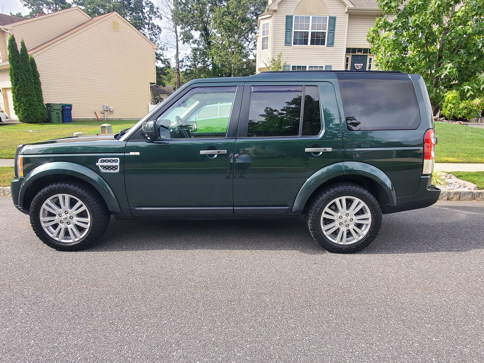 2011 Land Rover LR4 - 2011 lr4 - Used - VIN SALAK2D47BA576598 - 122,000 Miles - 8 cyl - AWD - Automatic - SUV - Other - Egg Harbor Township, NJ 08234, United States