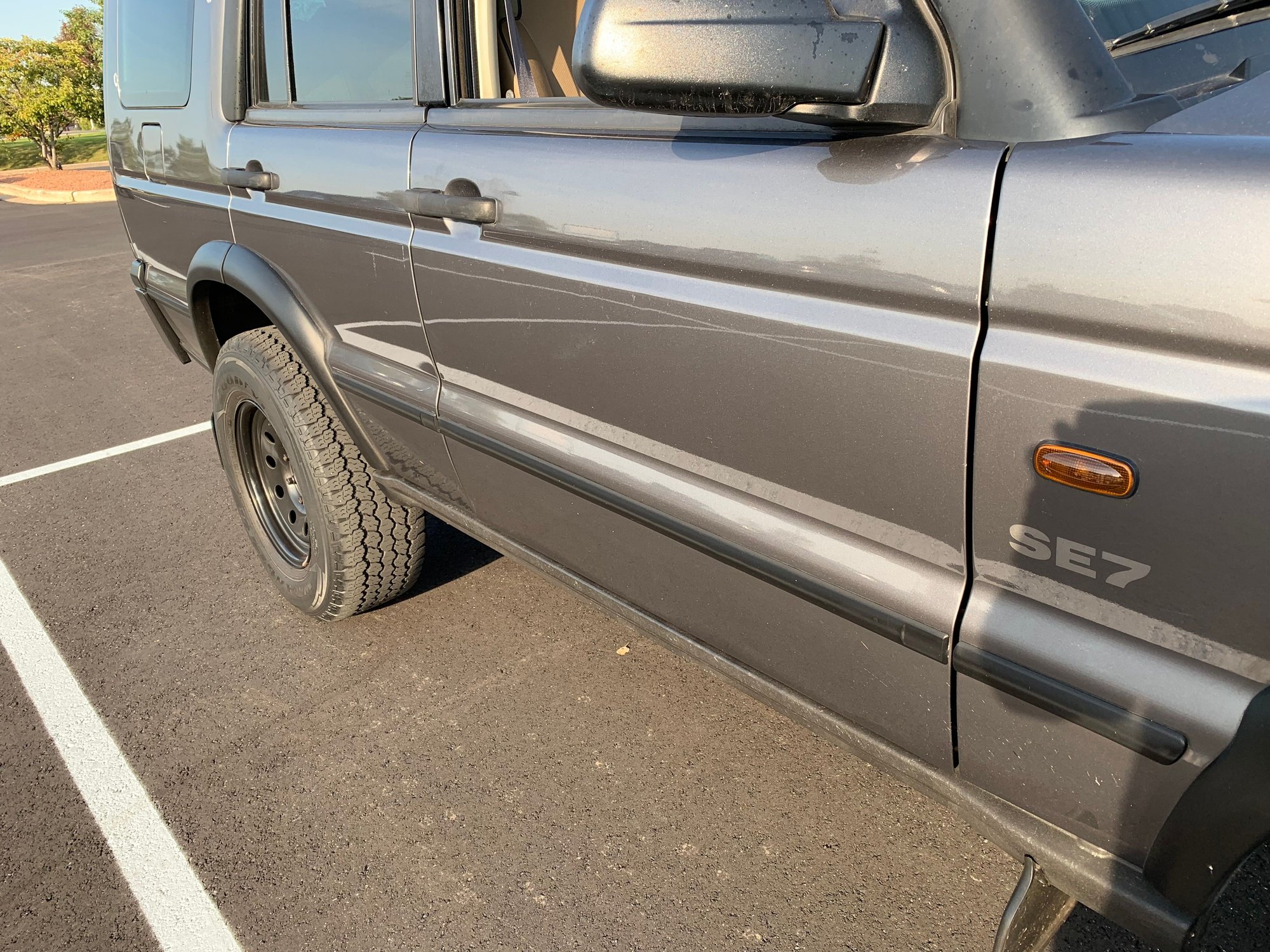 2002 Land Rover Discovery - 02 Disco 2 Se7 - Used - VIN SALTW12442A762092 - 142,000 Miles - 8 cyl - AWD - Automatic - SUV - Gray - Oconomowoc, WI 53066, United States