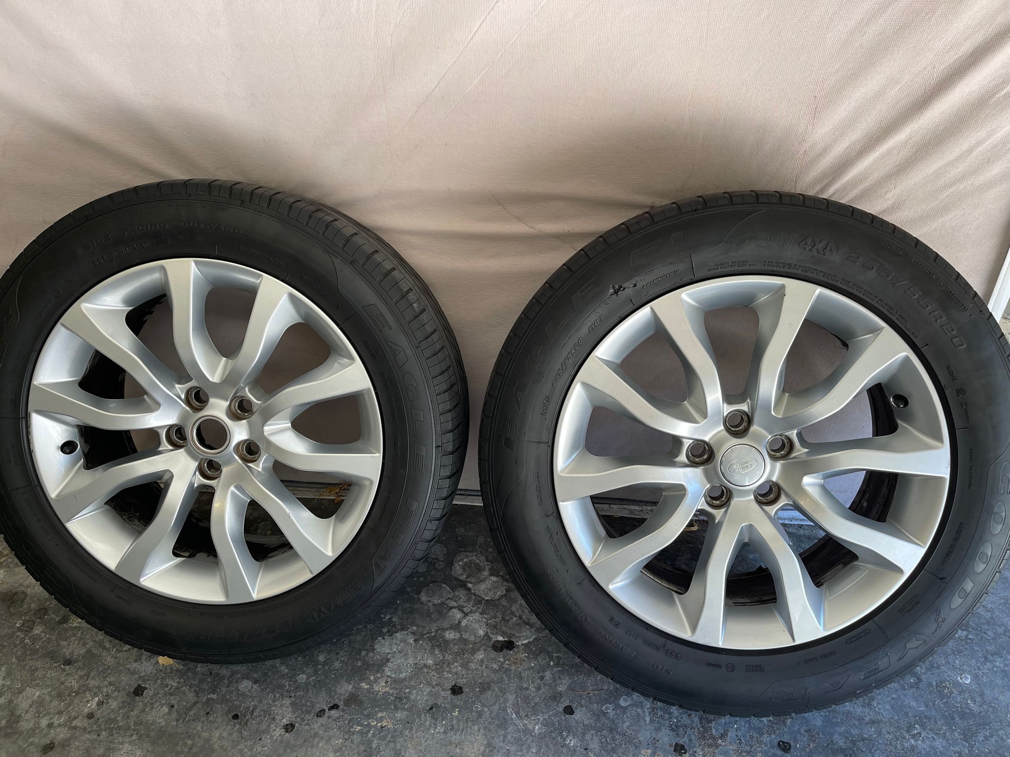 Wheels and Tires/Axles - Factory OEM Range Rover Wheels & Tires 2014+ - Used - 0  All Models - Channel Islands, CA 93035, United States