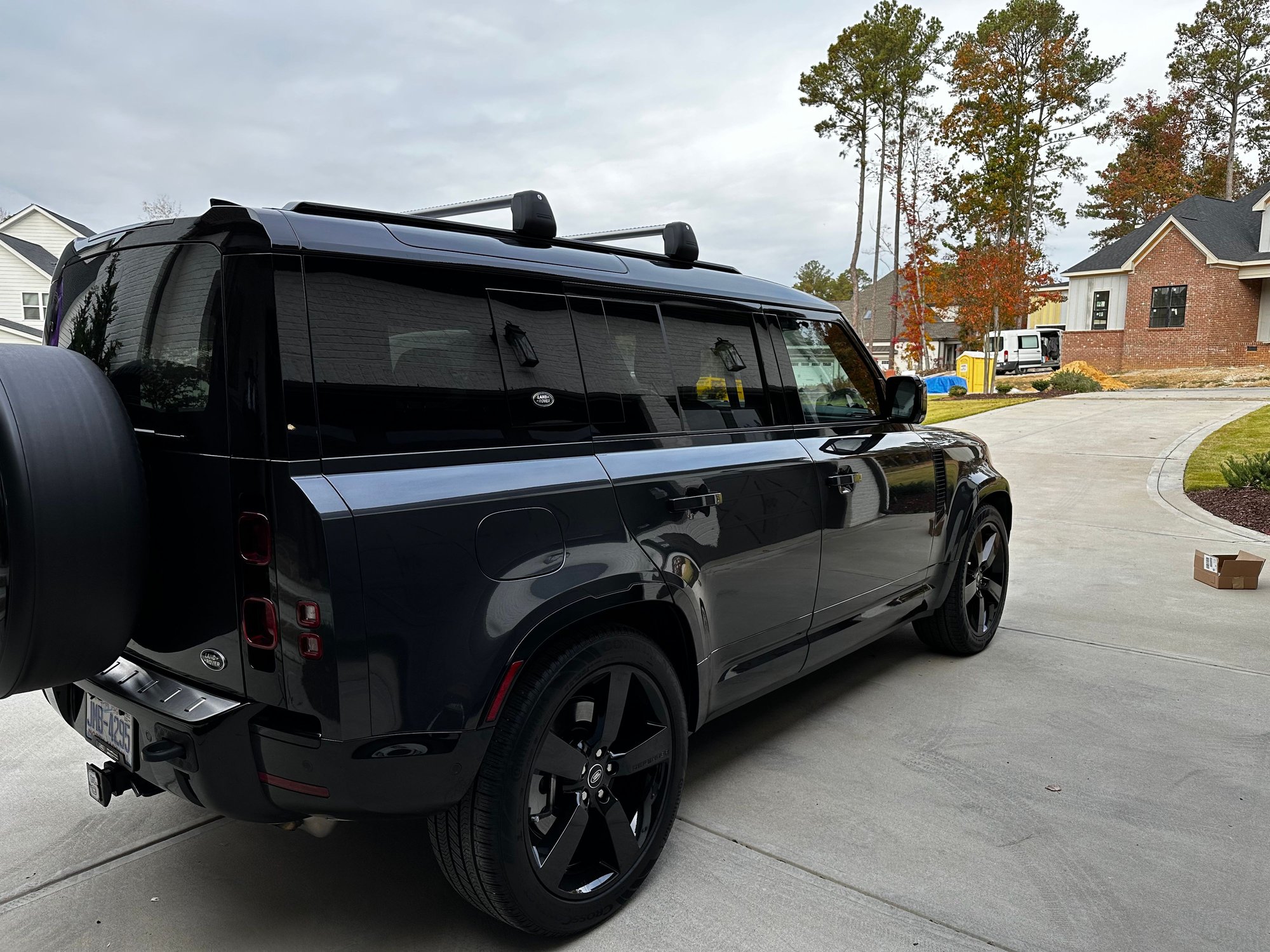 2022 Land Rover Defender - 2022 Defender 110 XHSE - Used - VIN SALE37RU3N2089918 - 15,800 Miles - 6 cyl - AWD - Automatic - SUV - Gray - Raleigh, NC 27606, United States