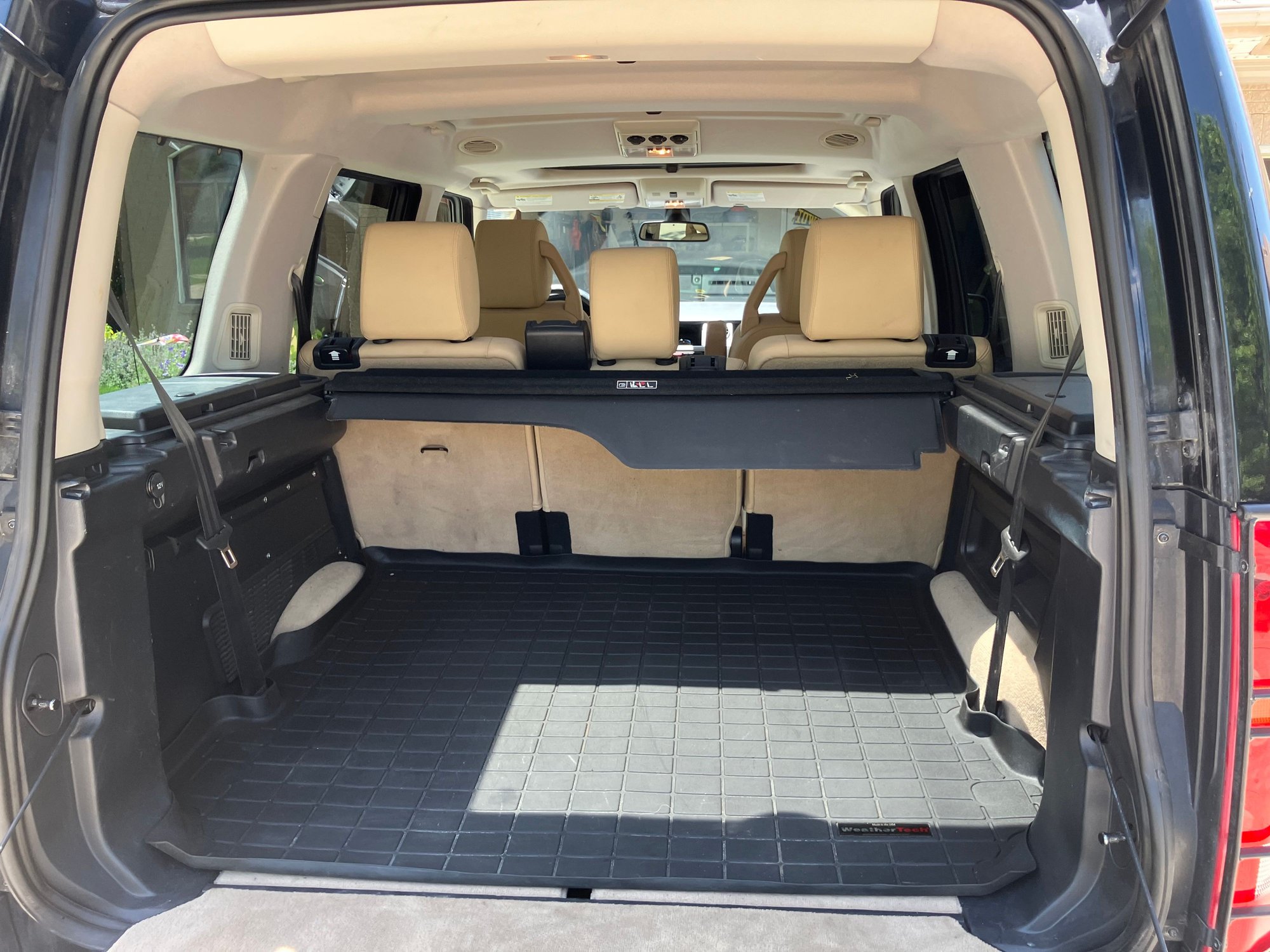 2008 Land Rover LR3 - 08 Landrover LR3  S V8 - Used - VIN SALAE254X8A486666 - 93,900 Miles - 8 cyl - 4WD - Automatic - SUV - Black - Council Bluffs, IA 51503, United States