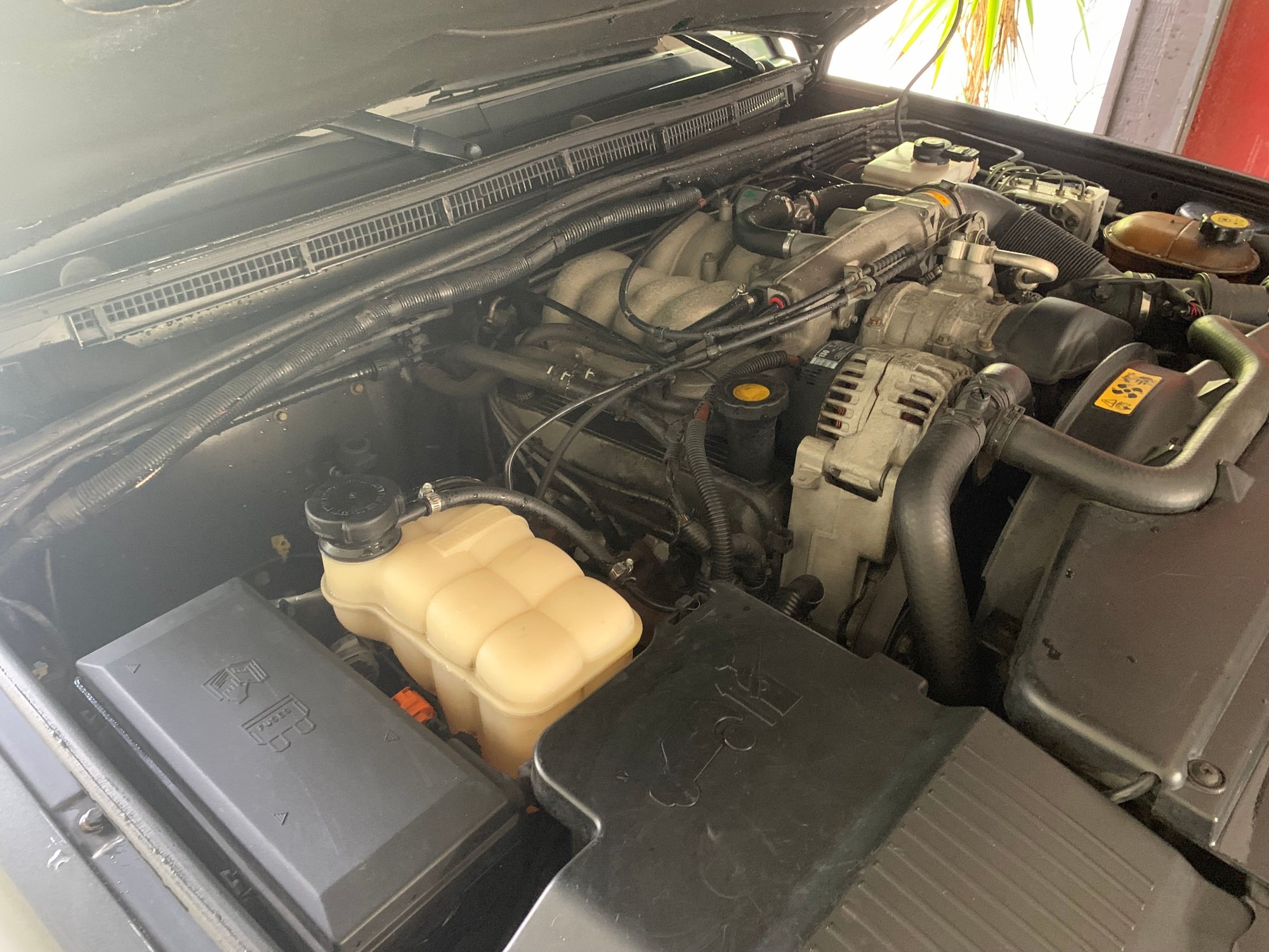 2000 Land Rover Discovery - 2000 Discovery II - Used - VIN SALTY1240YA27379 - 166,327 Miles - 8 cyl - AWD - Automatic - SUV - Gray - St Augustine, FL 32084, United States