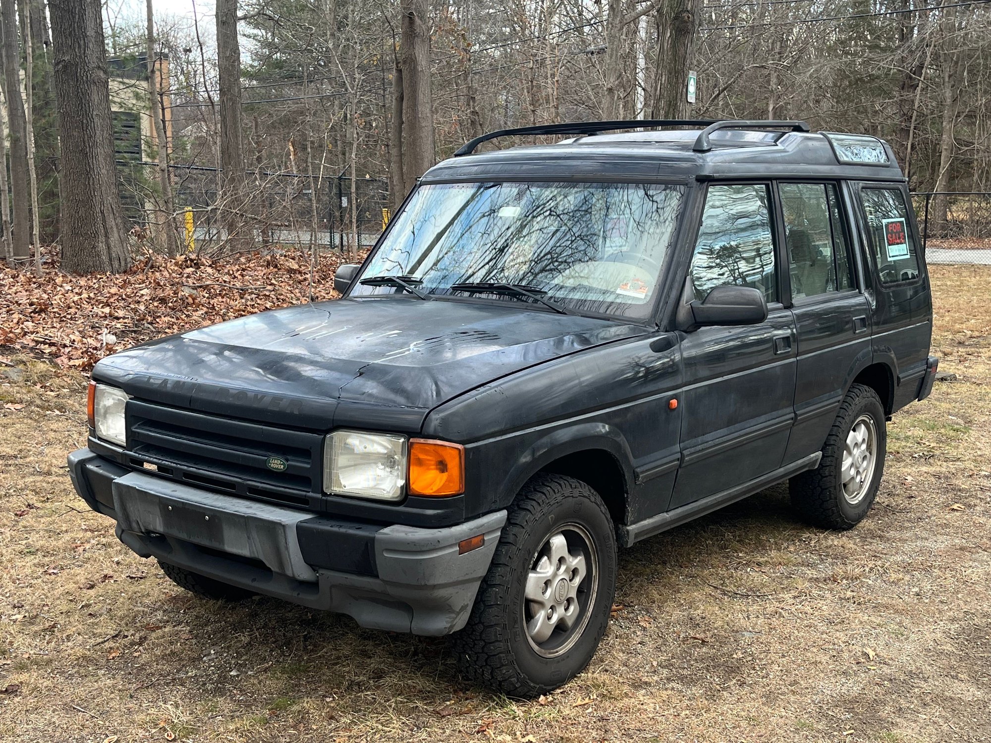 1996 Land Rover Discovery - 1996 D1 w/ 118K miles - Used - VIN SALJY1242TA194413 - 118,500 Miles - 8 cyl - 4WD - Automatic - SUV - Black - Scituate, RI 02831, United States
