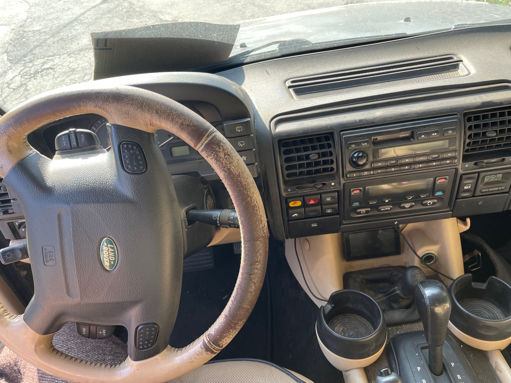 2004 Land Rover Discovery - 2004 Land Rover Discovery 2 SE7 Sport Utility 4WD - Used - VIN SALTW19404A839324 - 197,144 Miles - 8 cyl - 4WD - Automatic - SUV - Black - Pacifica, CA 94044, United States