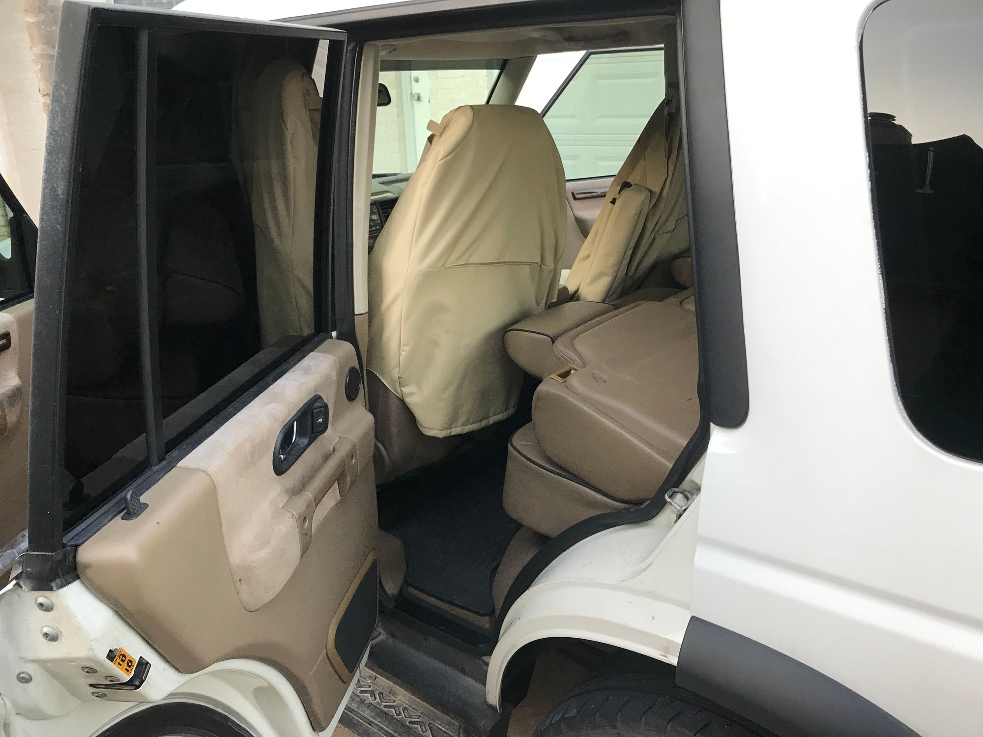 2002 Land Rover Discovery - Survivor 2002 Discovery SE II on frame restorations - Used - VIN SALTY12412A742781 - 241,174 Miles - 8 cyl - AWD - Automatic - SUV - White - Sugar Land, TX 77496, United States
