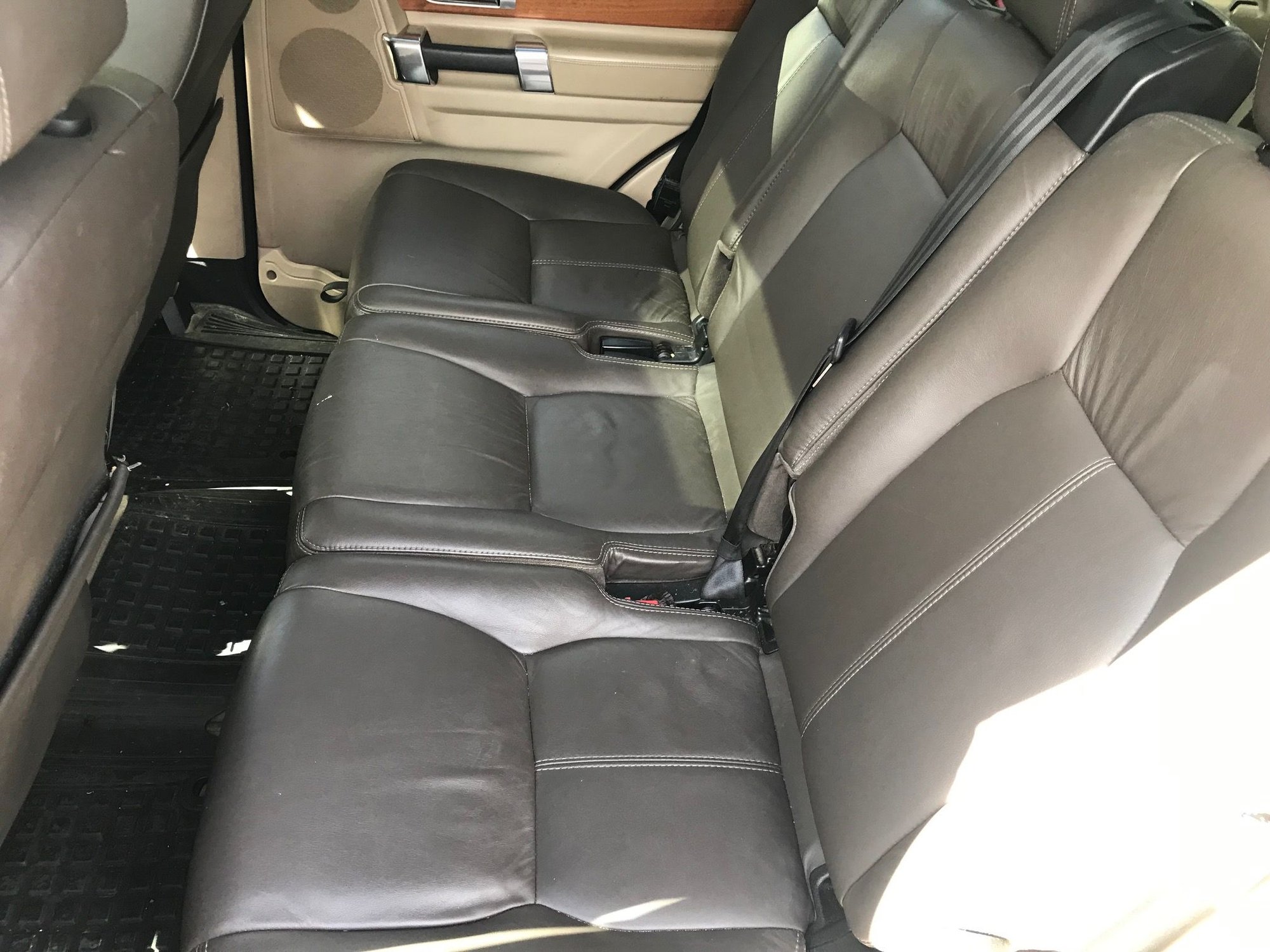 2013 Land Rover LR4 - 2013 Land Rover LR4 HSE Black Package - Needs Motor - Used - VIN SALAK2D47DA682262 - 128,000 Miles - 8 cyl - AWD - SUV - Black - Kennett Square, PA 19348, United States
