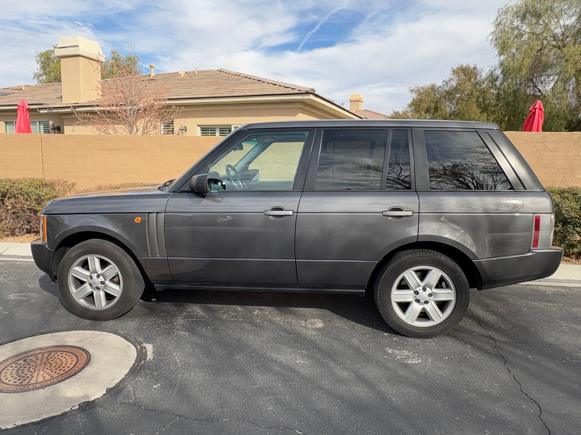 2005 Land Rover Range Rover - FS: 2005 Range Rover HSE - Used - VIN SALME11465A185496 - 142,705 Miles - 8 cyl - 4WD - Automatic - SUV - Gray - Henderson, NV 89052, United States