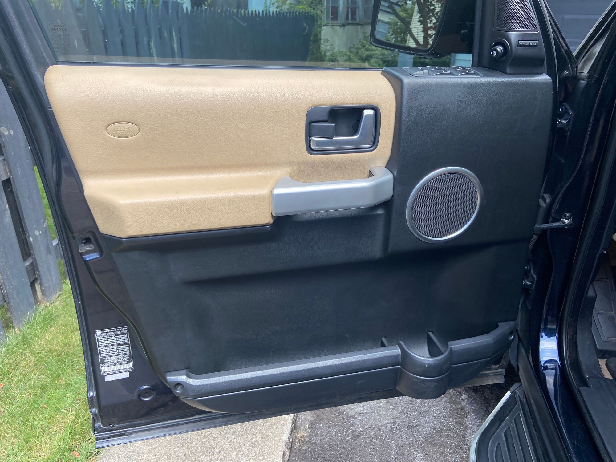 2008 Land Rover LR3 - 2008 Land Rover LR3 SE - make me an offer - Used - VIN SALAE25478A444617 - 91,080 Miles - 8 cyl - 4WD - Automatic - SUV - Blue - Buffalo, NY 14222, United States