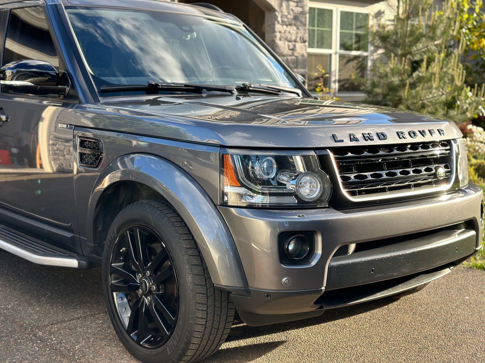 2016 Land Rover LR4 - 2016 LR4 HSE LUX (Non-HD) - Used - VIN SALAK2V68GA787980 - 121,500 Miles - 6 cyl - AWD - Automatic - SUV - Gray - Beaverton, OR 97078, United States