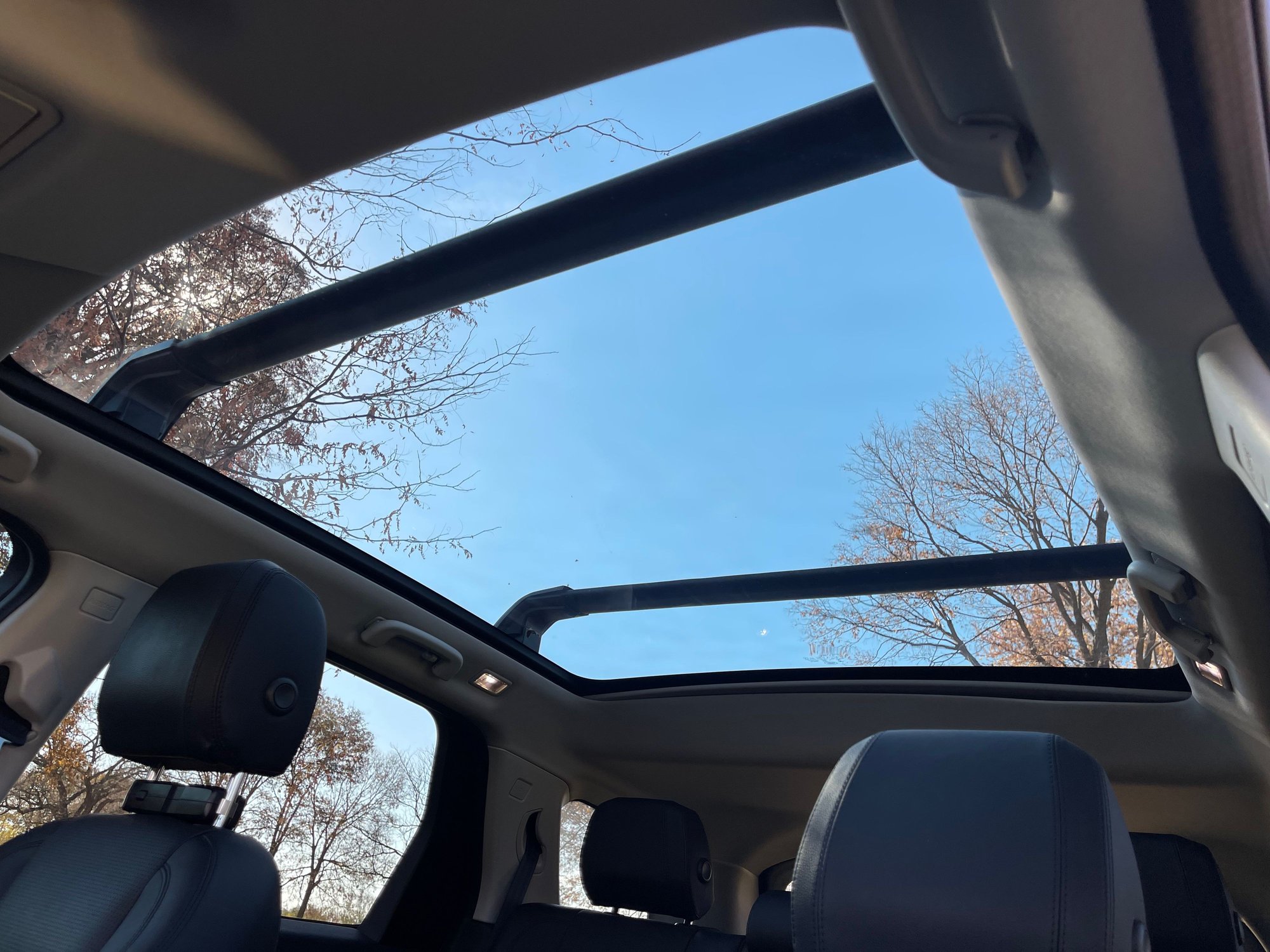 2019 Land Rover Discovery Sport - 2019 LandRover Discovery Sport HSE - Unlimited Milage Factory Warranty until 5/2024 - Used - VIN SALCR2FX1KH787220 - 60,700 Miles - 4 cyl - 4WD - Automatic - SUV - Black - Eau Claire, WI 54703, United States