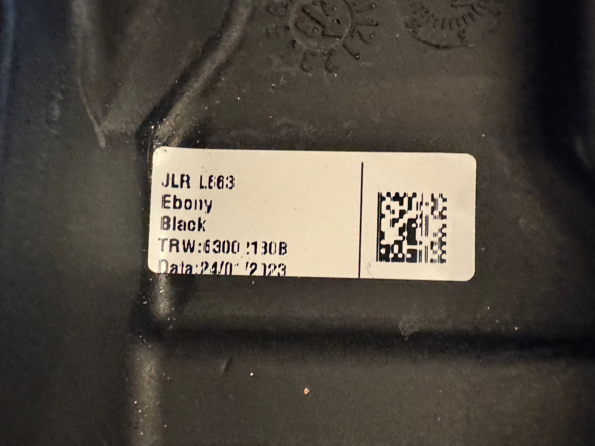 Interior/Upholstery - Heated Leather Steering Wheel – Land Rover Defender L663 - Used - All Years  All Models - Portland, OR 97214, United States