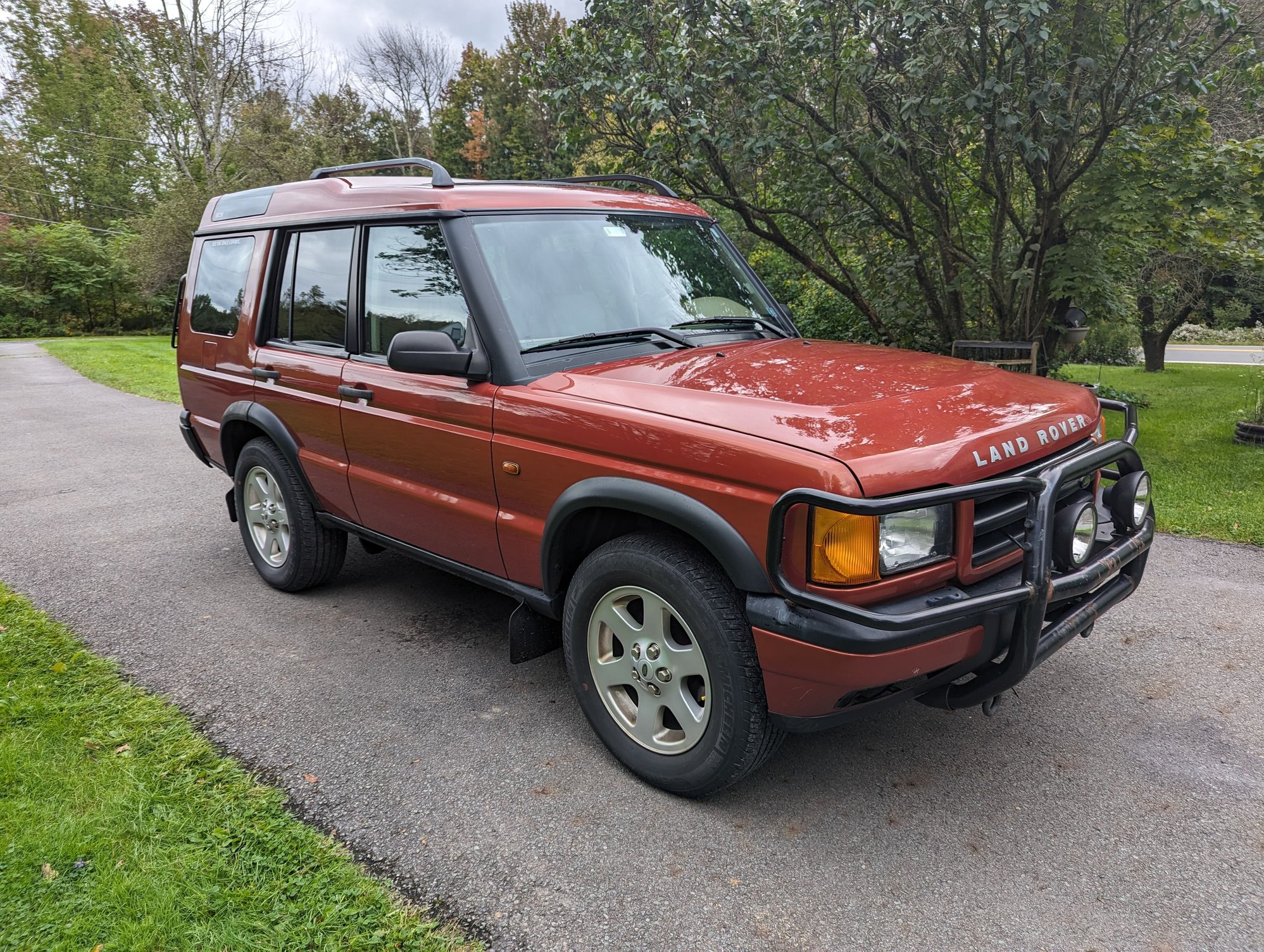 2000 Land Rover Discovery - 2000 Discovery 2, Kinversand Red, make offer - Used - VIN SALTY1242YA240841 - 191,000 Miles - 8 cyl - 4WD - Automatic - SUV - Orange - Lake Ariel, PA 18436, United States