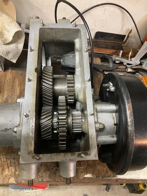 Drivetrain - High Ratio transfer case, like new, along with 4 speed transmission. - Used - 1974 to 1981 Land Rover All Models - Pleasant Valley, CT 06063, United States