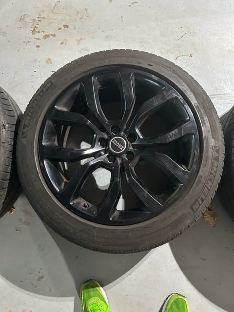 Wheels and Tires/Axles - 21 inch wheels for Ranger Rover Sport - Used - 2015 to 2020 Land Rover Range Rover Sport - Ridgewood, NJ 07451, United States
